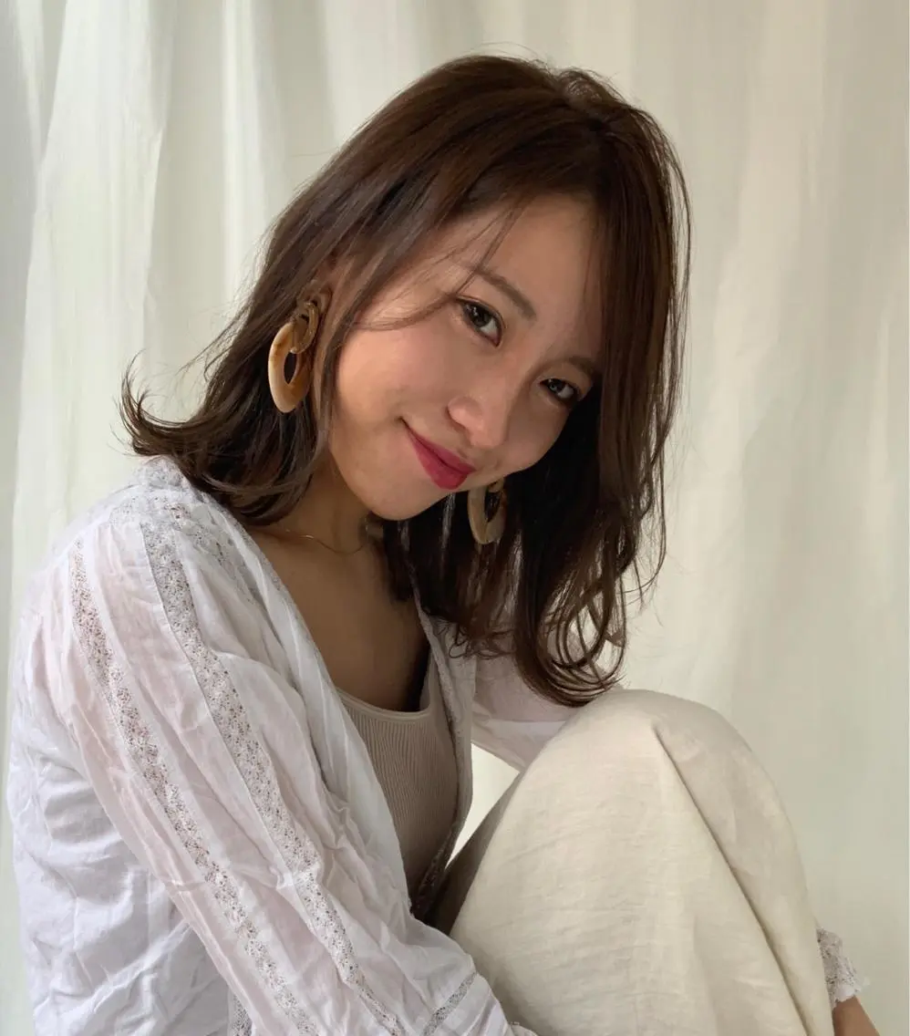 ミディアム カラー カット ヘッドスパ 透明感カラー REIのヘアスタイル