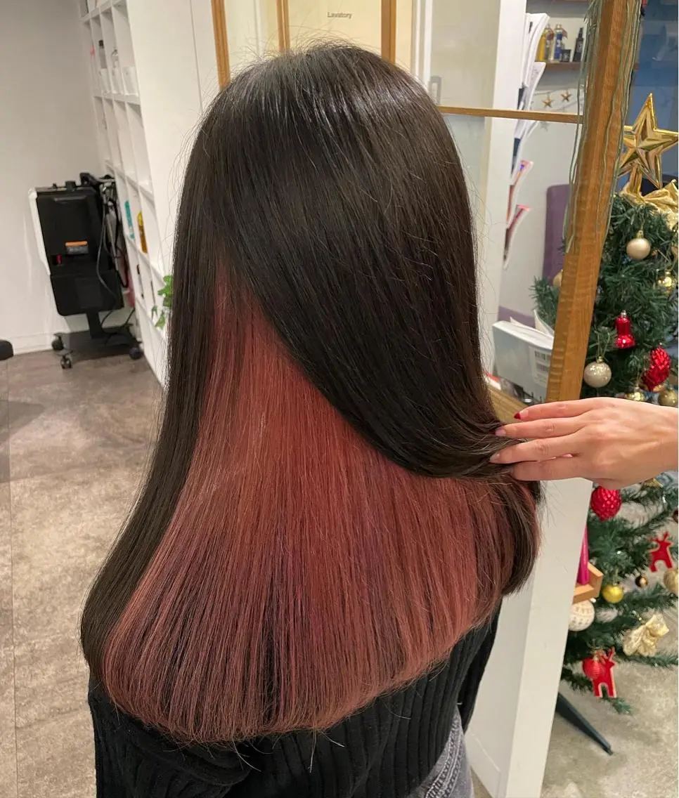 ロング カラー ブリーチ ピンクカラー 奥野 紗弓のヘアスタイル