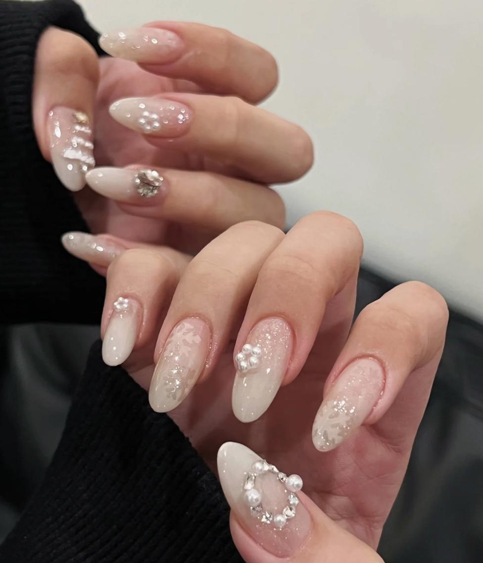 ネイル ハンドネイル エリ🫧 nail池袋東口のネイルデザイン