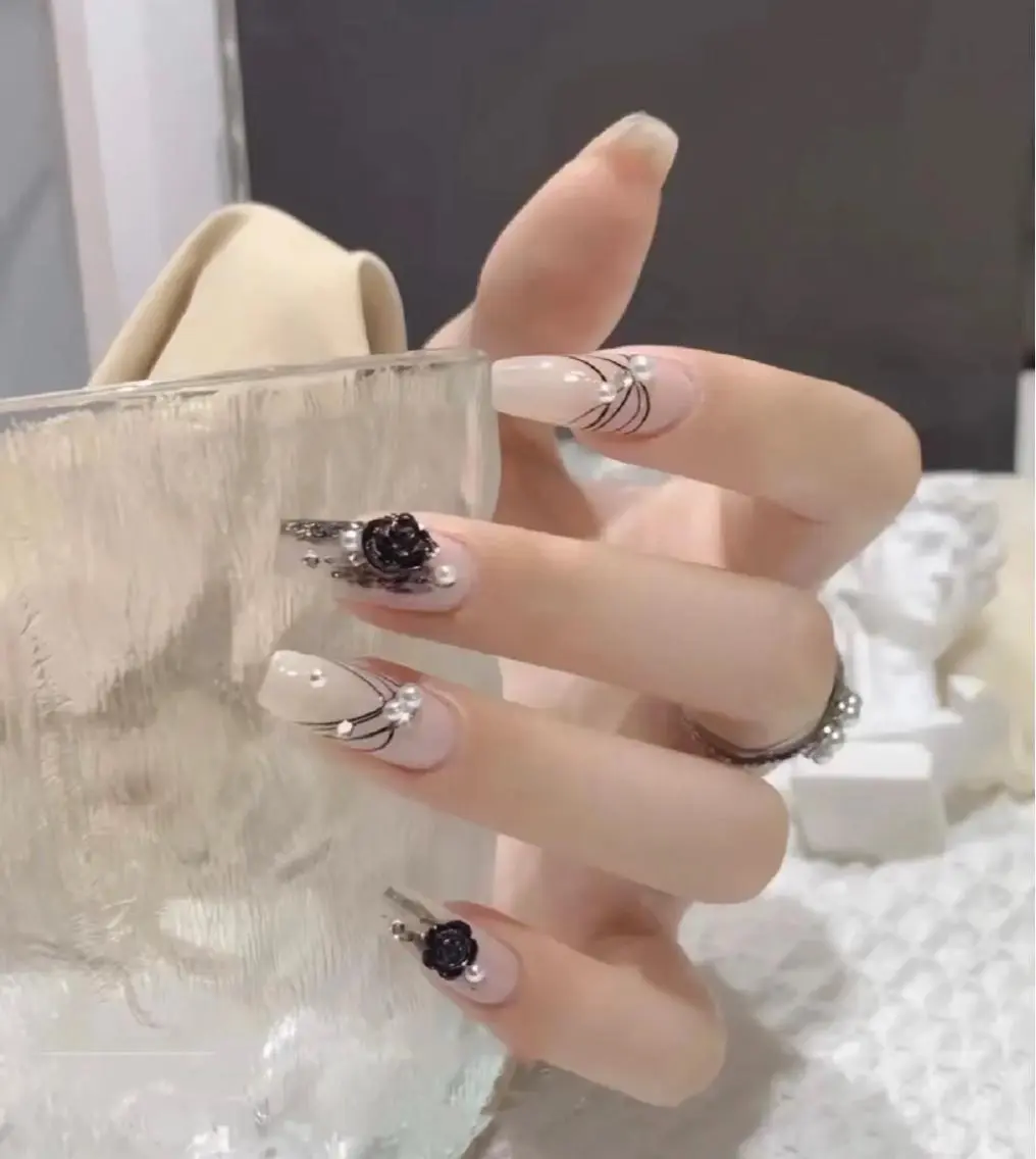 ネイル ハンドネイル 🌟桜beauty 🌟プロ ネイリストのネイルデザイン