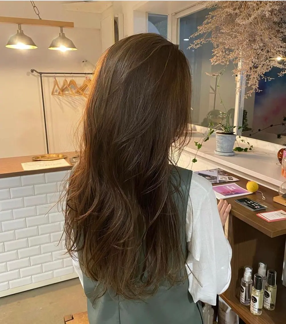 ロング ハイライト 🫧透明感カラー× レイヤー🫧HARUのヘアスタイル
