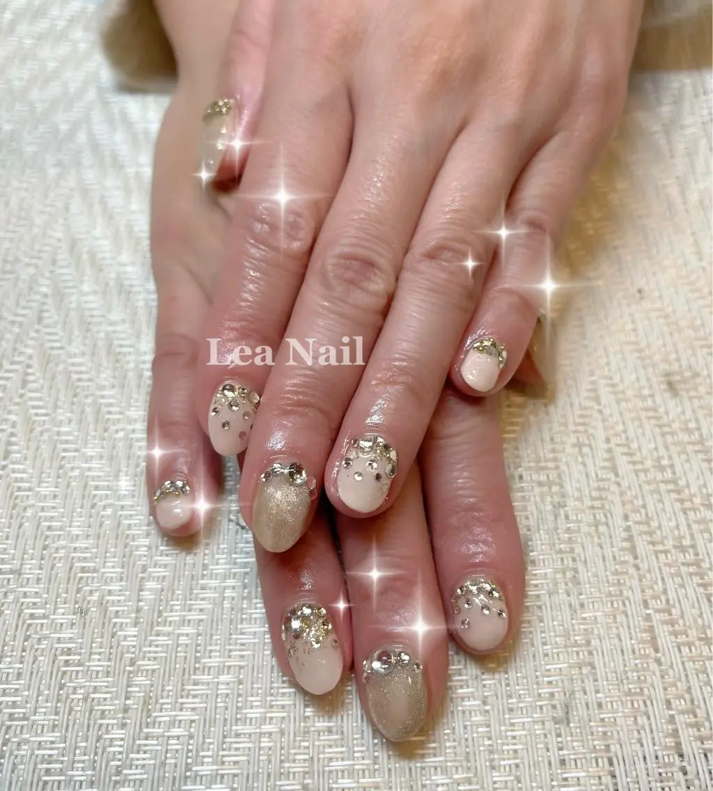 ネイル マグネットネイル ストーンネイル Lea Nailのネイルデザイン