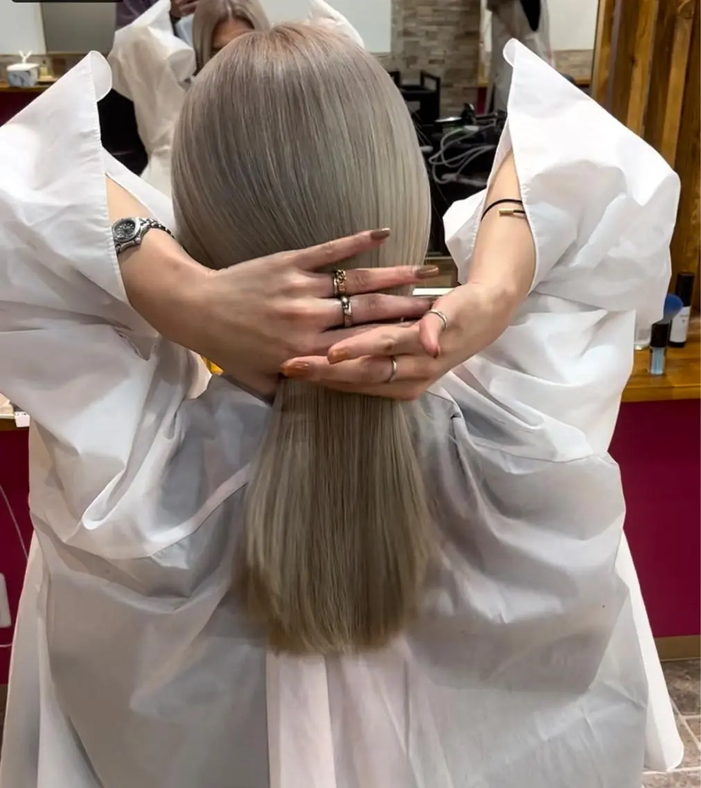 ロング カラー ヘアカラー&縮毛矯正 STAR☆RIVERのヘアスタイル