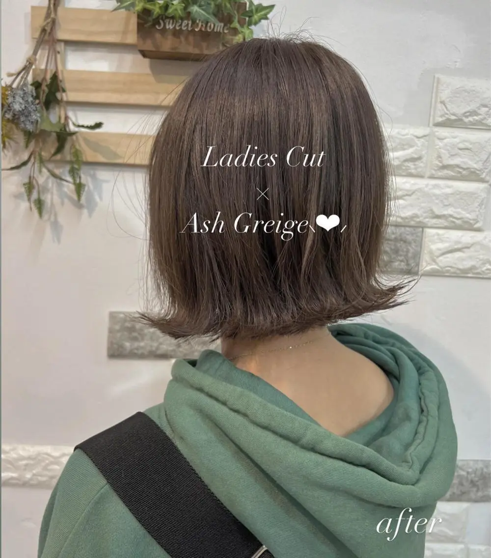 ミディアム 切りっぱなしボブ アッシュ アッシュグレー アッシュグレージュ ボブ 大人デザイン 🍃MORIKA🍃のヘアスタイル