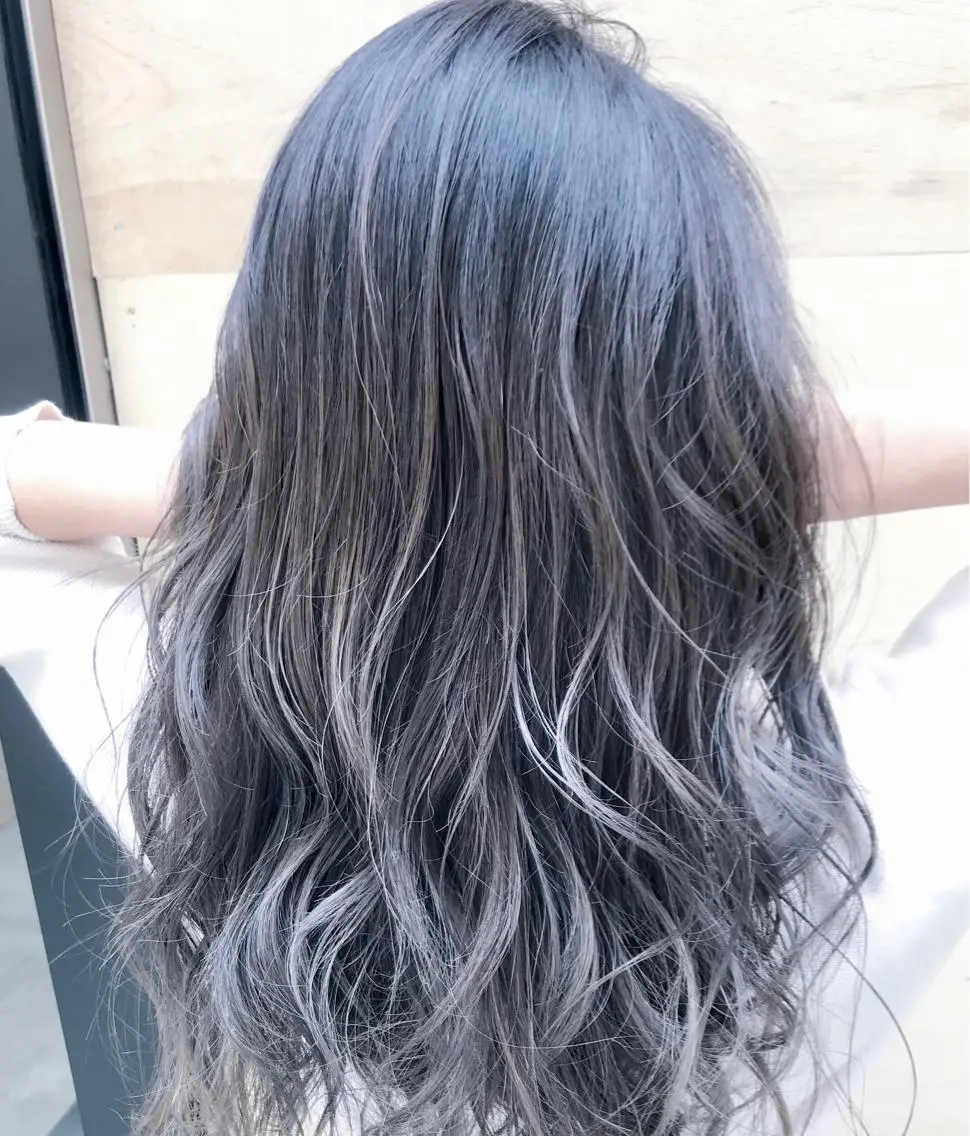 ロング カラー パープルカラー シルバー 【完全マンツー 恵比寿】佐藤 翔のヘアスタイル