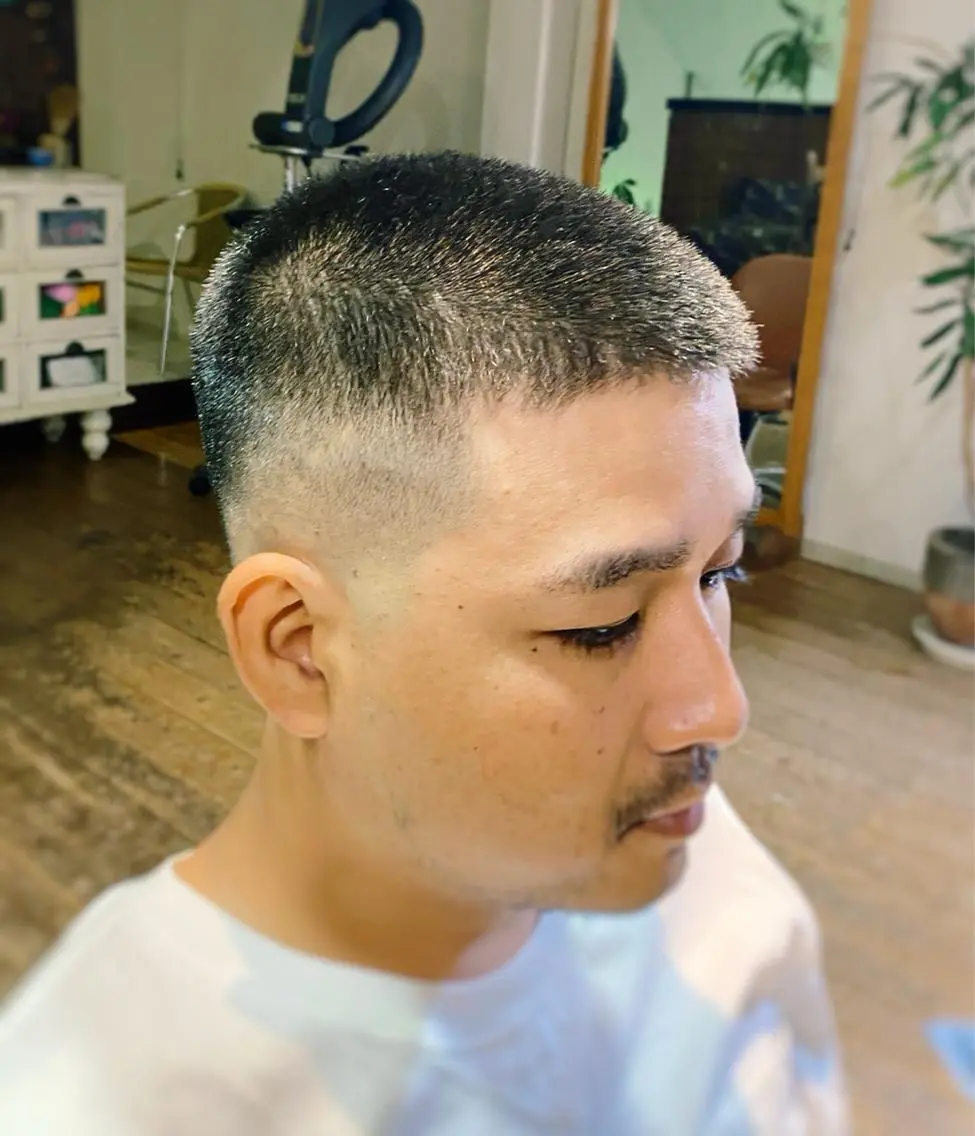 メンズ カット タカハシ ユウヤのヘアスタイル