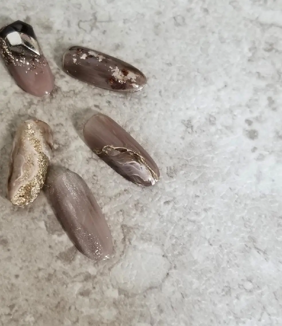 ネイル ニュアンスネイル nail salon ipuniのネイルデザイン