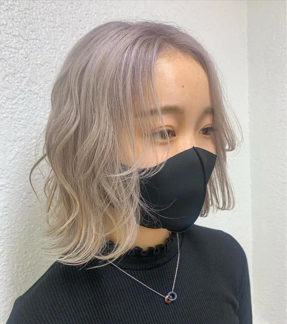 ショート 切りっぱなしボブ アッシュ ボブ カット ヘアカラー 🧨ブリーチー×ボブ レイヤー💎じゅえるのヘアスタイル