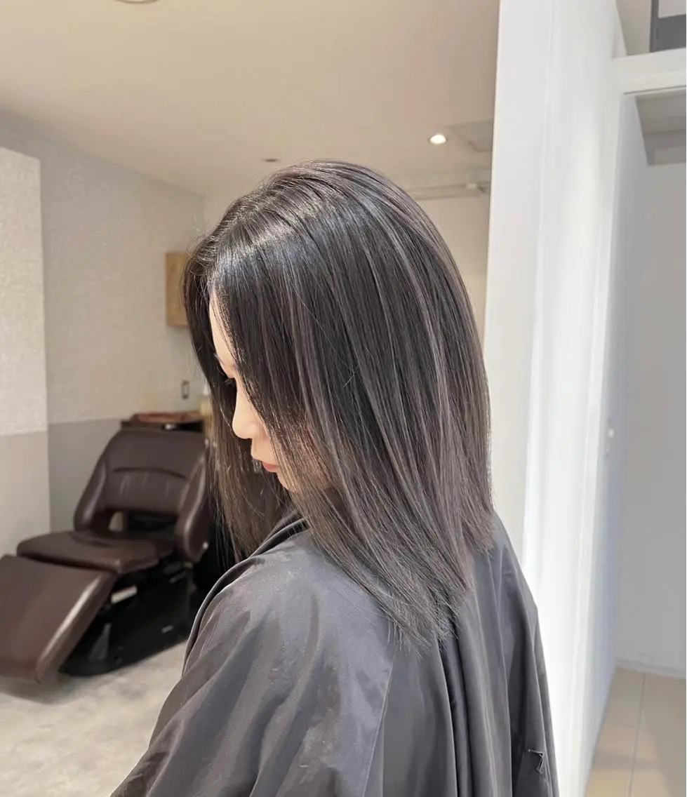 ショート カラー バレイヤージュ グレージュ レイヤーカット ヘアカラー トリートメント 指名数No.1 /NAOYAのヘアスタイル