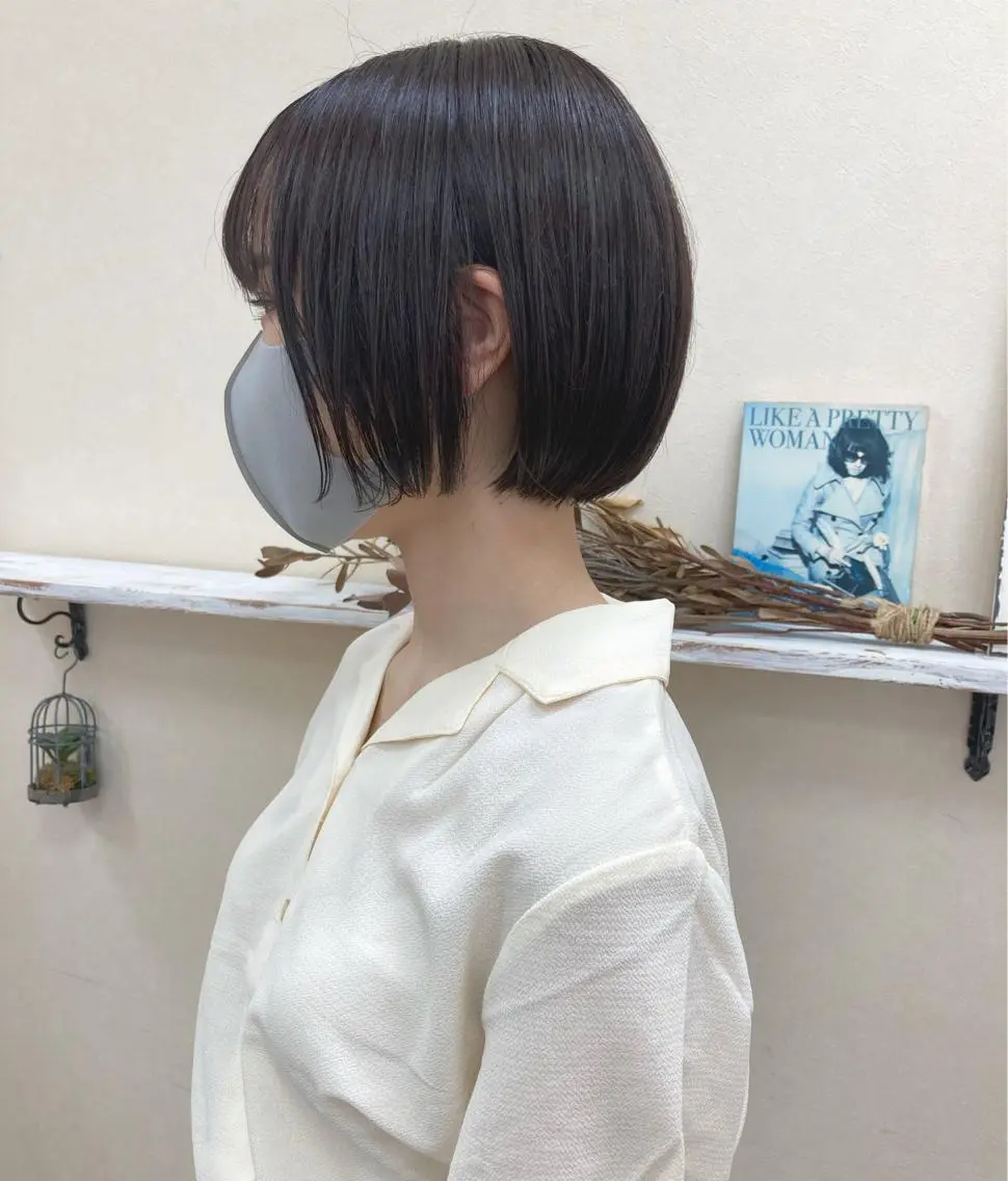 ショート カラー 切りっぱなしボブ ショートボブ ハンサムショート ダークグレー ダークグレージュ カット ヘアカラー トリートメント 初めてのショート お任せください✂️のヘアスタイル