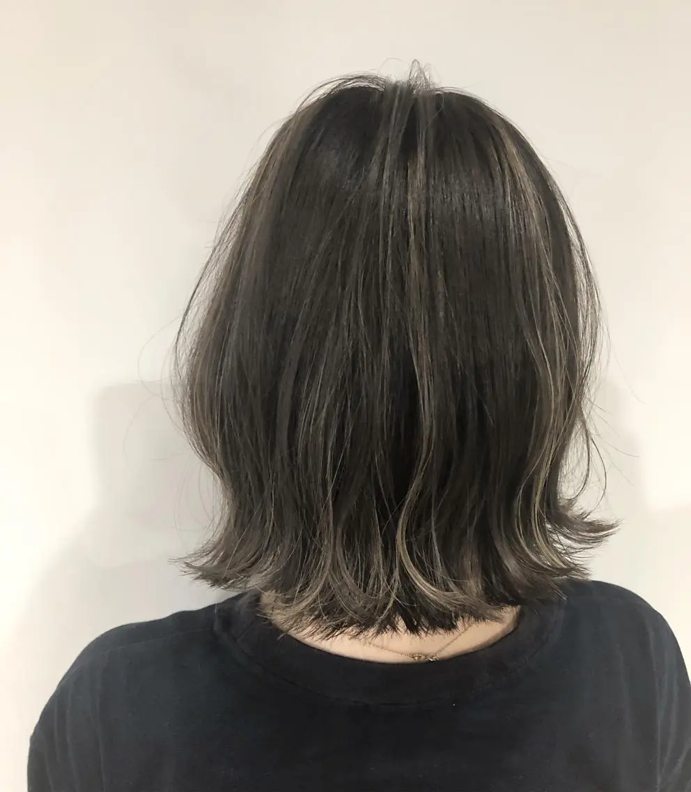 ショート カラー グレージュ ヘアカラー トリートメント 🍊新宿南口🍊 ERINAのヘアスタイル