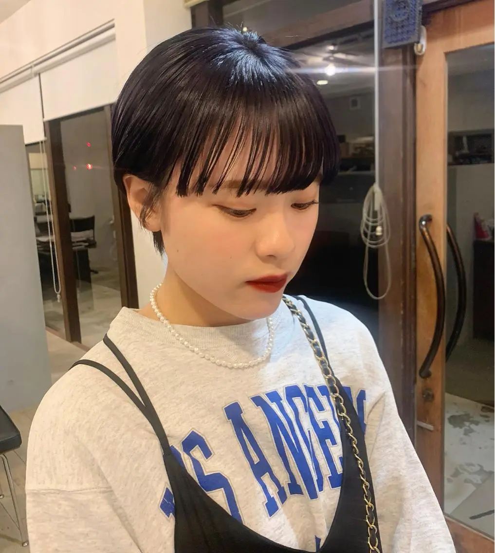 ショート カラー パープルカラー mir MIYUのヘアスタイル
