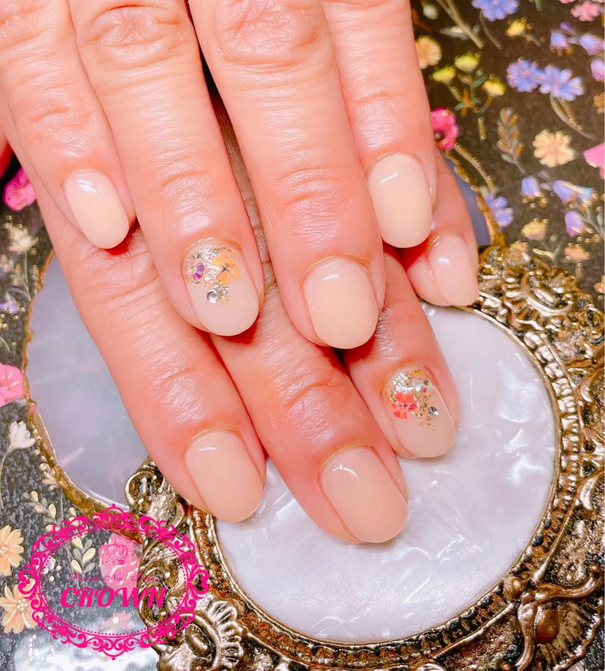ネイル CROWN プライベートサロンのネイルデザイン