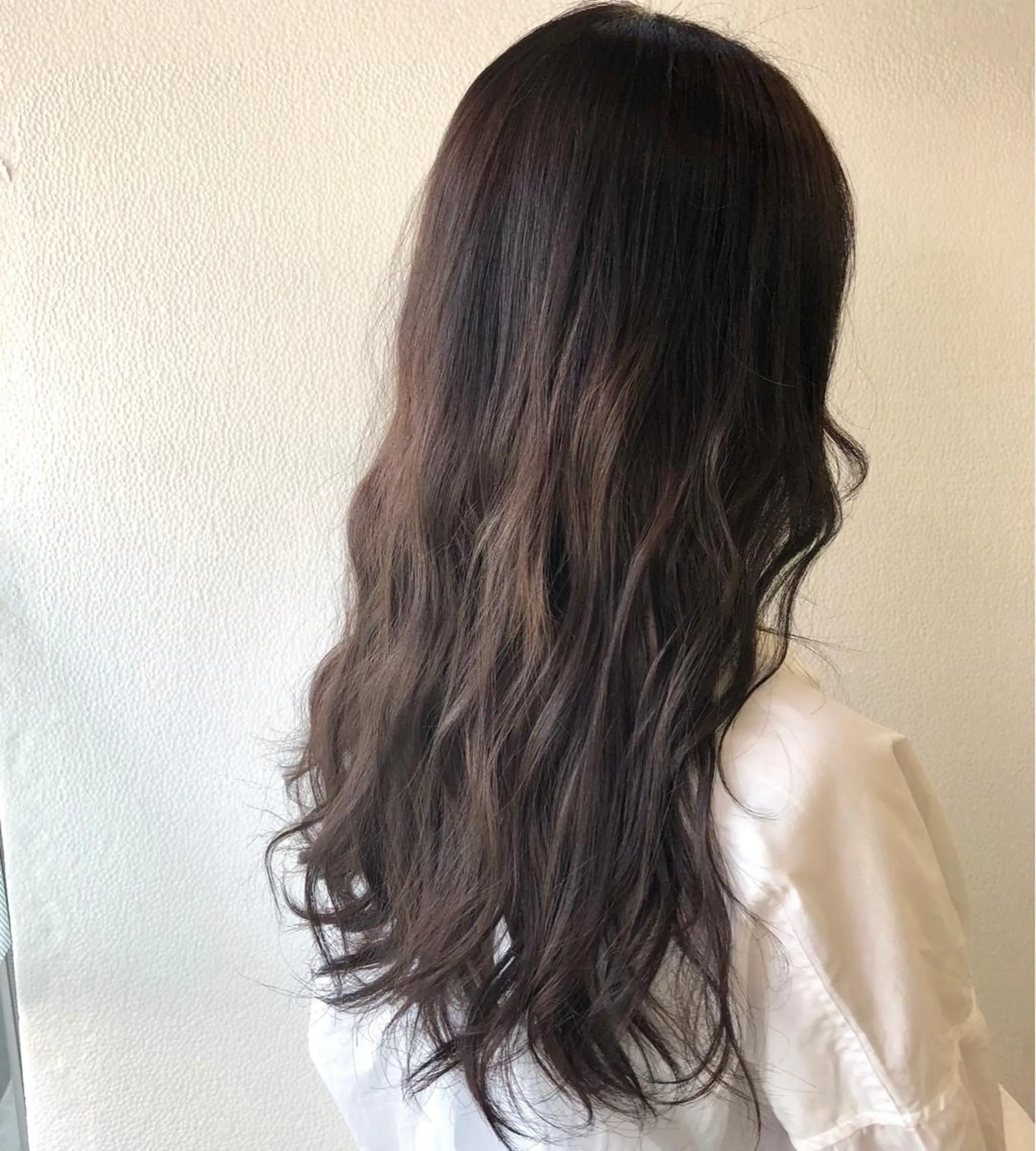 ロング カラー 菅沢 奈生のヘアスタイル