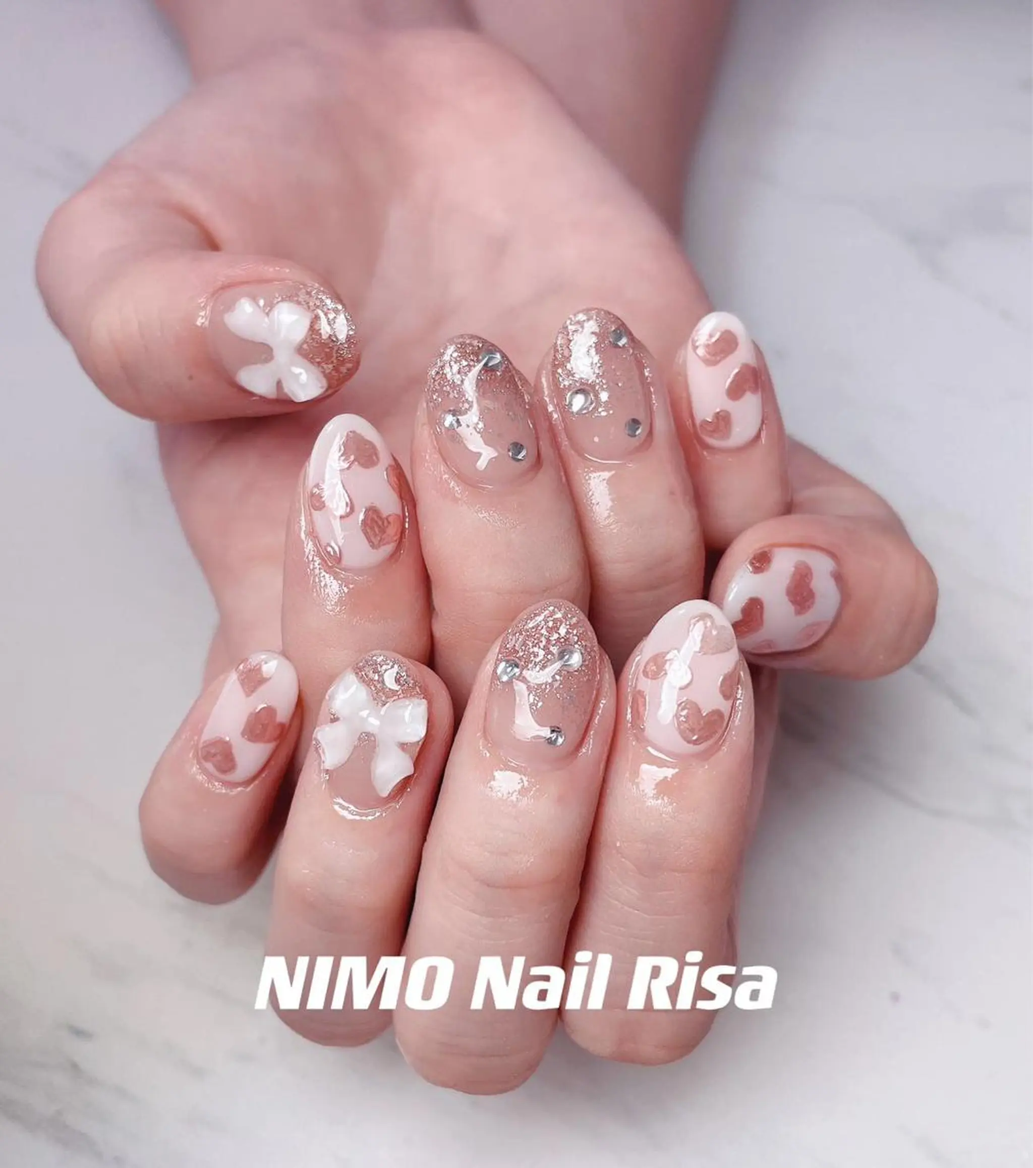 ネイル ハート ミラーネイル ハンドネイル RI SA☀️ リサのネイルデザイン