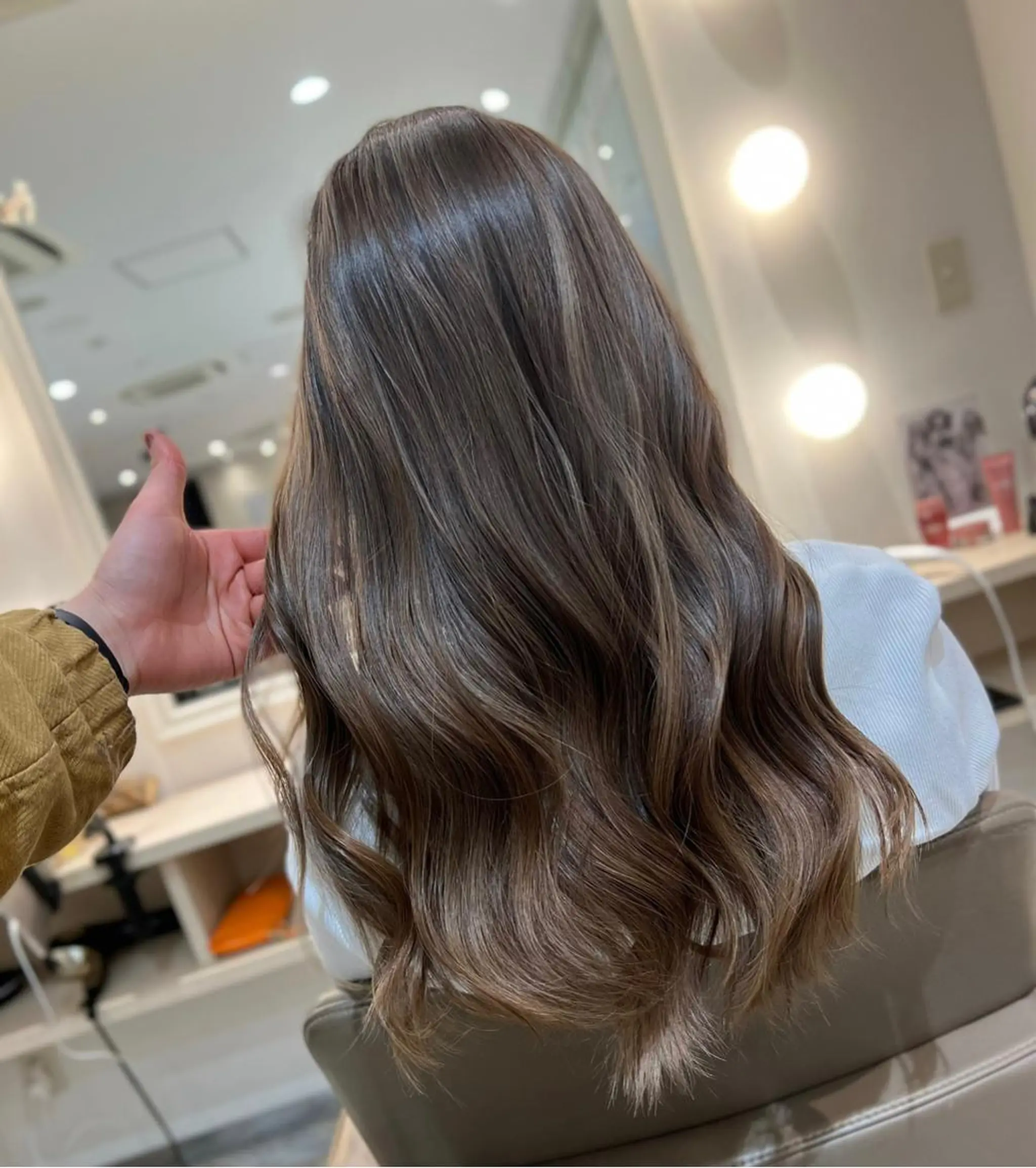 ミディアム カラー 🇺🇸海外デザイン iCON TOKYOのヘアスタイル