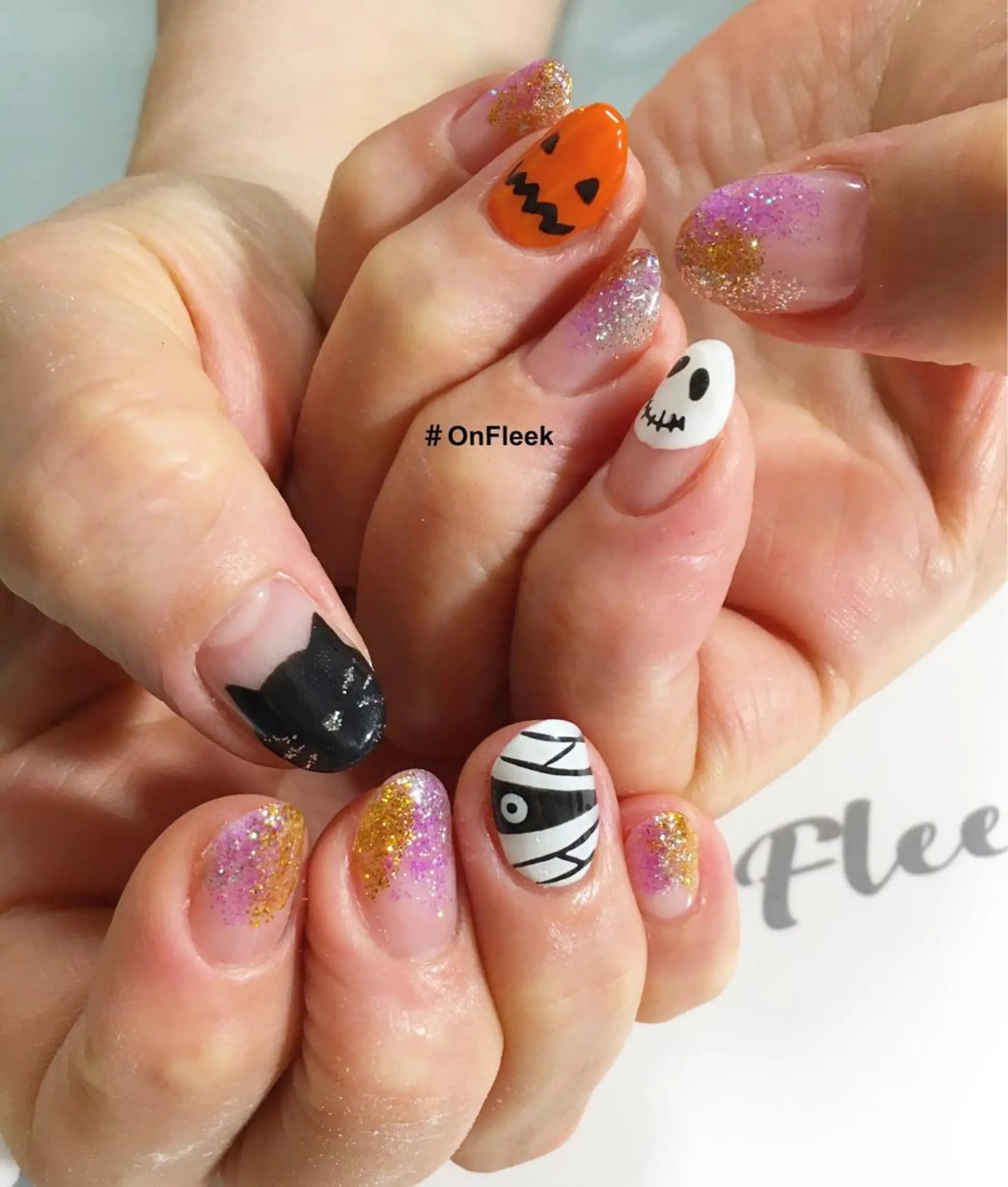 ネイル アートネイル ハロウィン ハンドネイル NailSalon ＃OnFleekのネイルデザイン