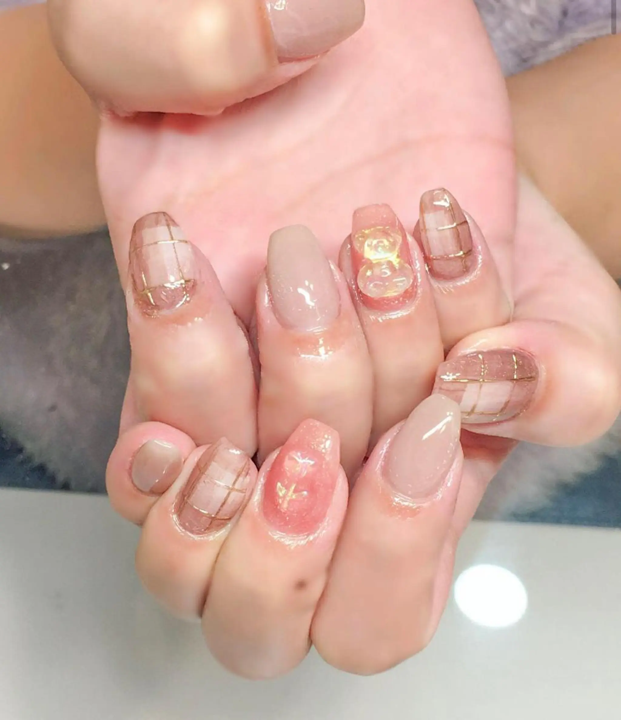 ネイル オーロラネイル ジェルネイル キラキラネイル 冬ネイル Nyanco Nailのネイルデザイン