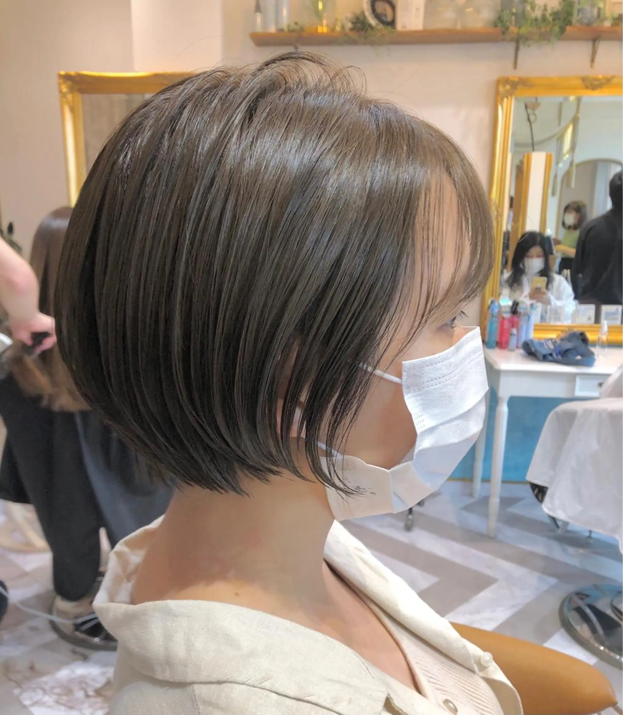 ショート カット ヘアカラー トリートメント レイヤーカット /透明感カラー西田のヘアスタイル