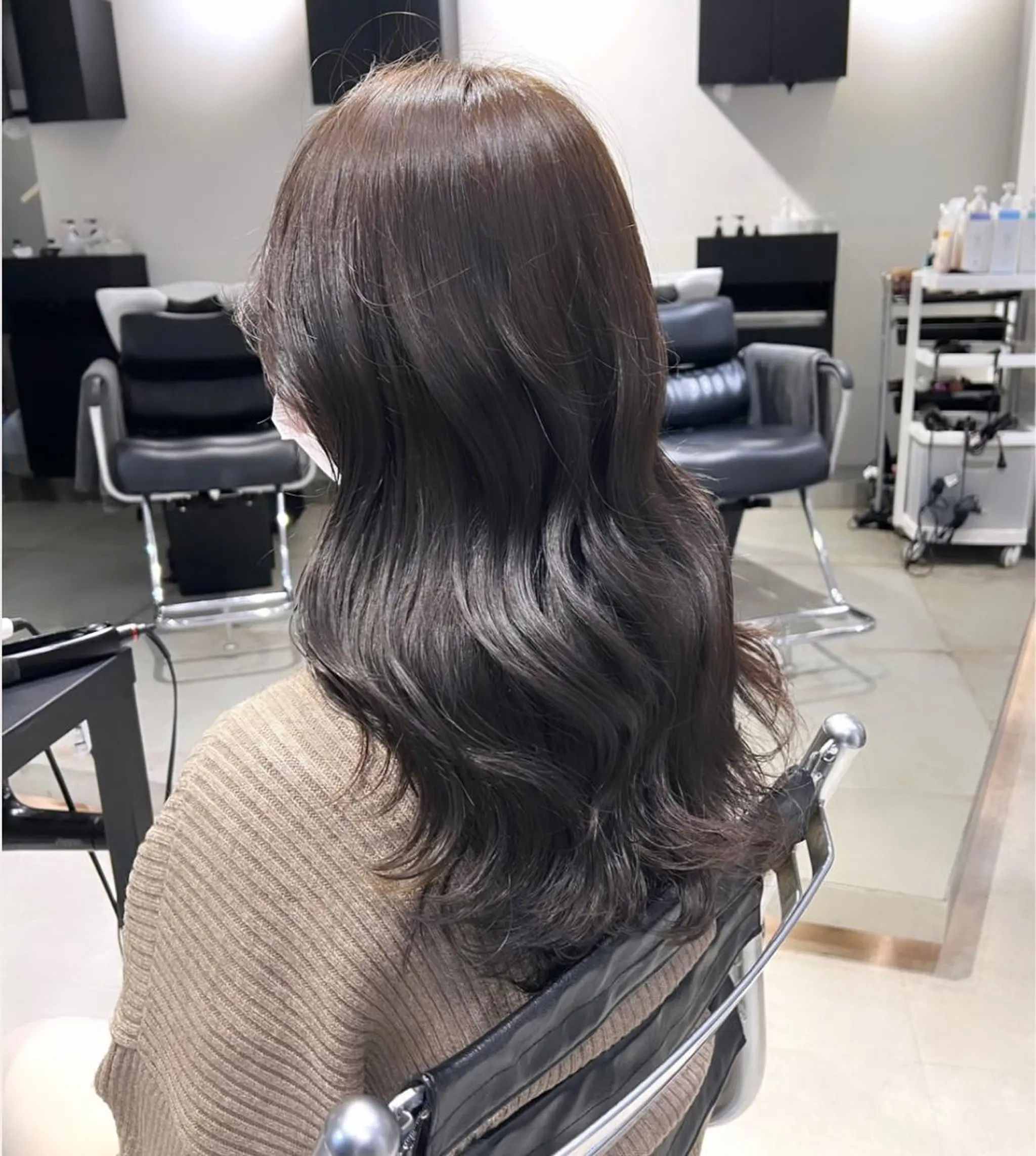 ロング カラー カット ヘアカラー トリートメント 赤みゼロ/透明感 カラー🌿KANTAのヘアスタイル