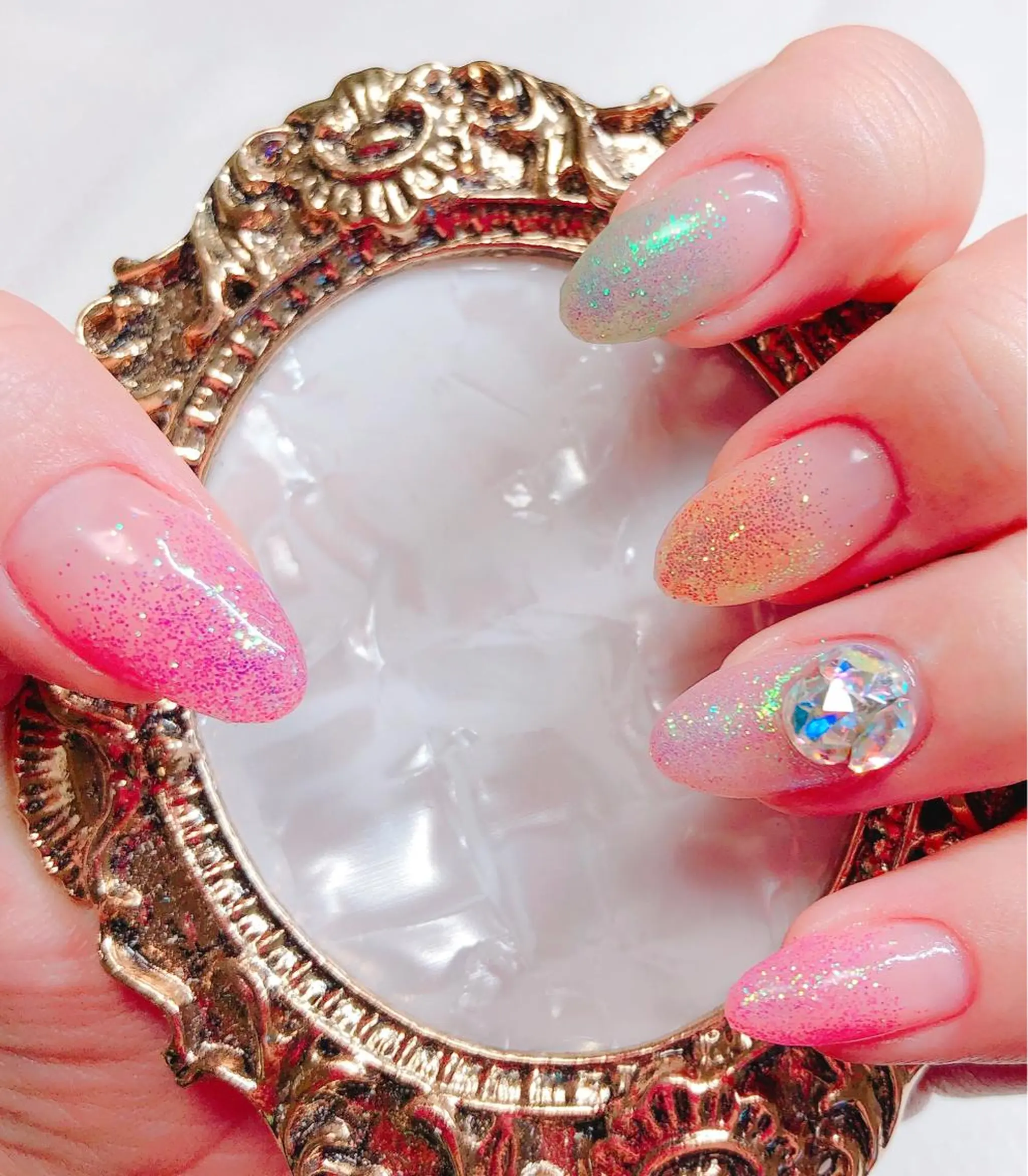 ネイル ラメ(グリッター) ラメグラデーション CROWN プライベートサロンのネイルデザイン