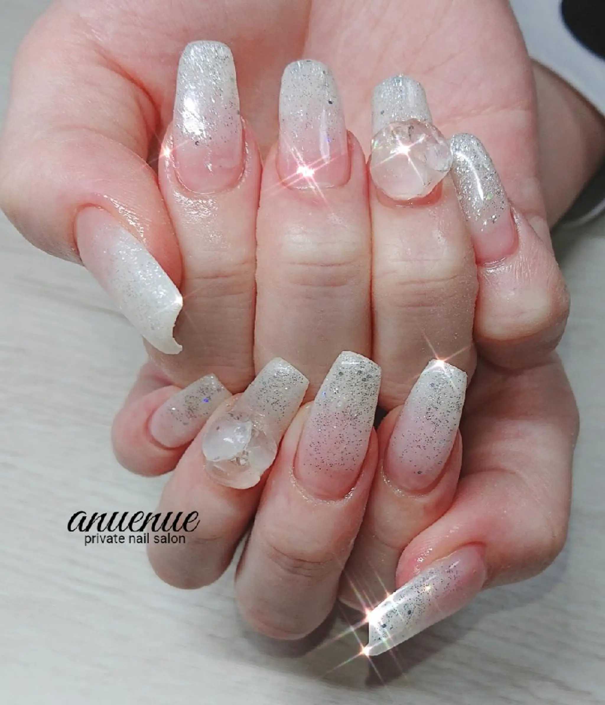 ネイル ハンドネイル ハンドケア anuenu eのネイルデザイン