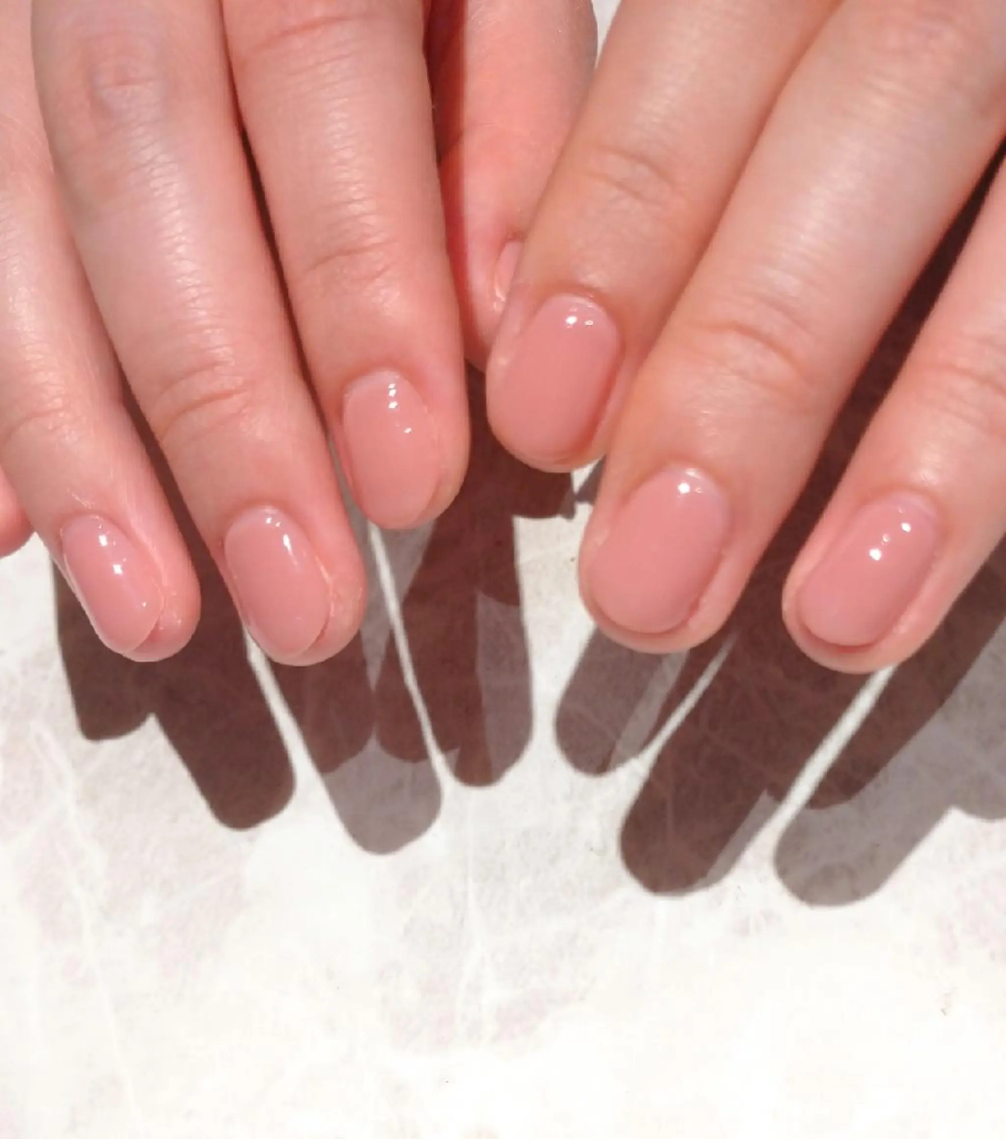 ネイル オフィスネイル ハンドネイル 會田 瑠衣のネイルデザイン