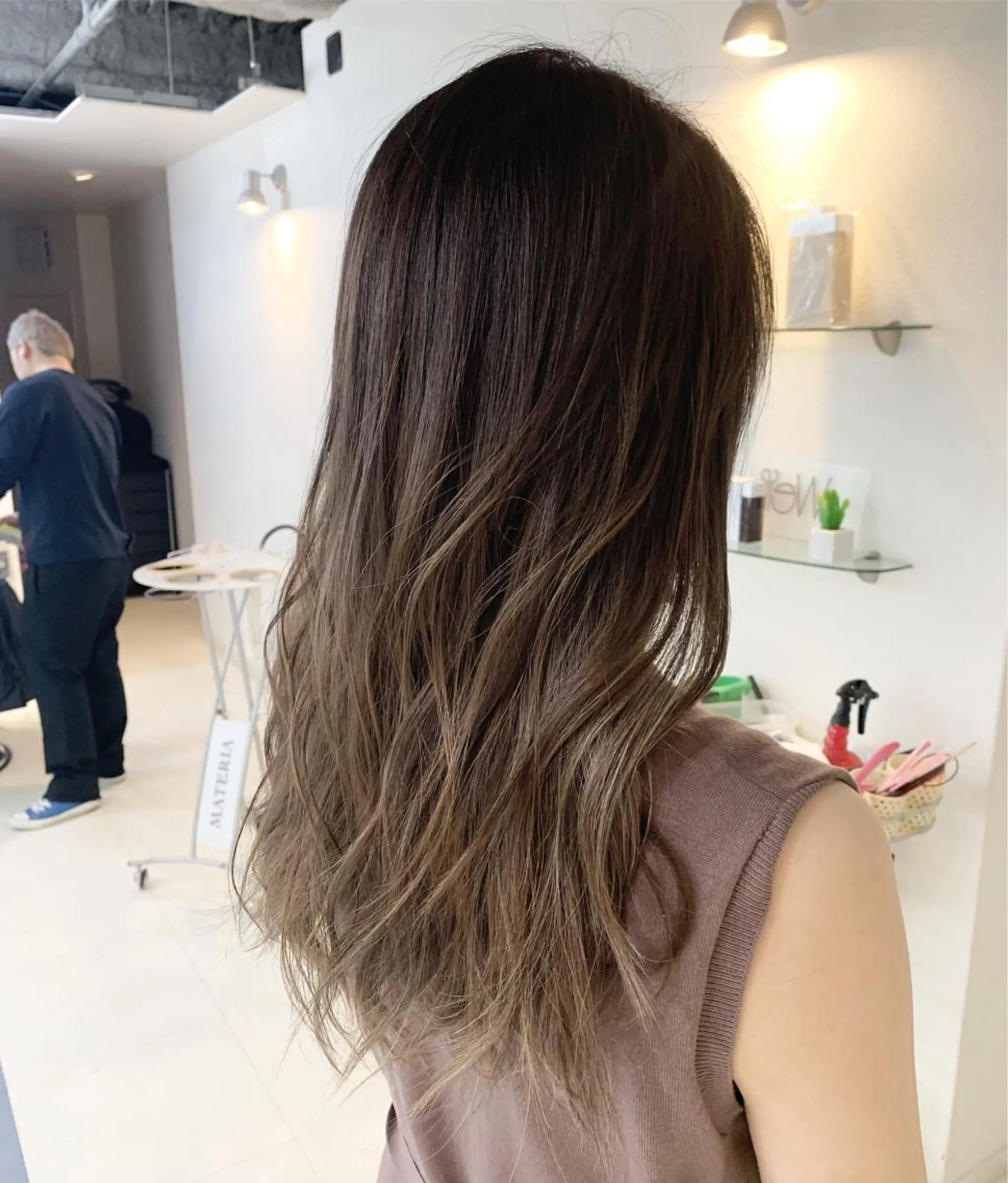 カラー 渡辺 健太のヘアスタイル