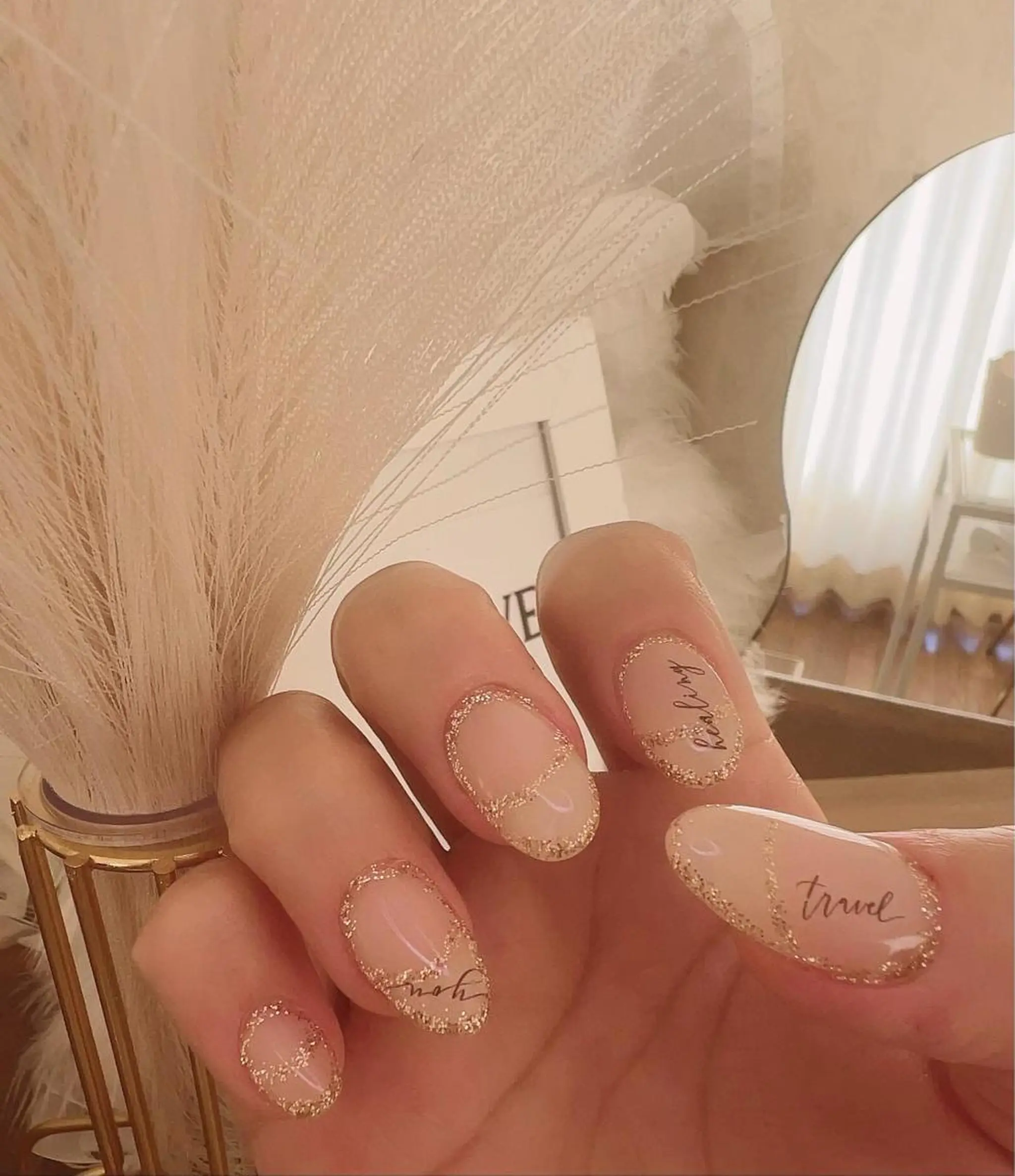 ネイル 🫧Lua.nail 🍒emuのネイルデザイン