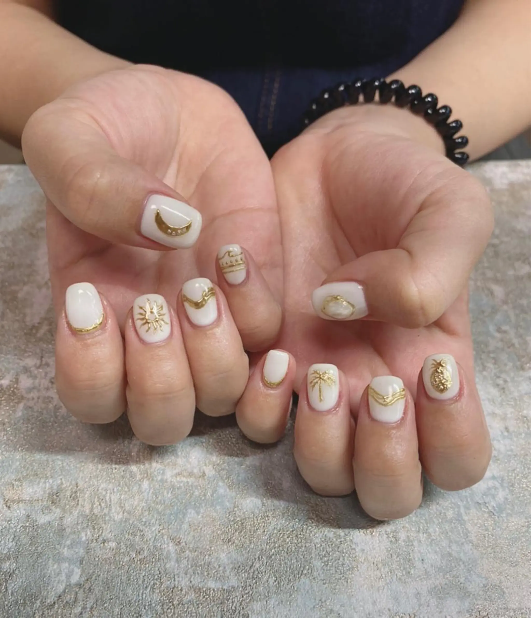 ネイル 持ち込み ハンドネイル 𝑺 𝒏𝒂𝒊𝒍✳︎のネイルデザイン