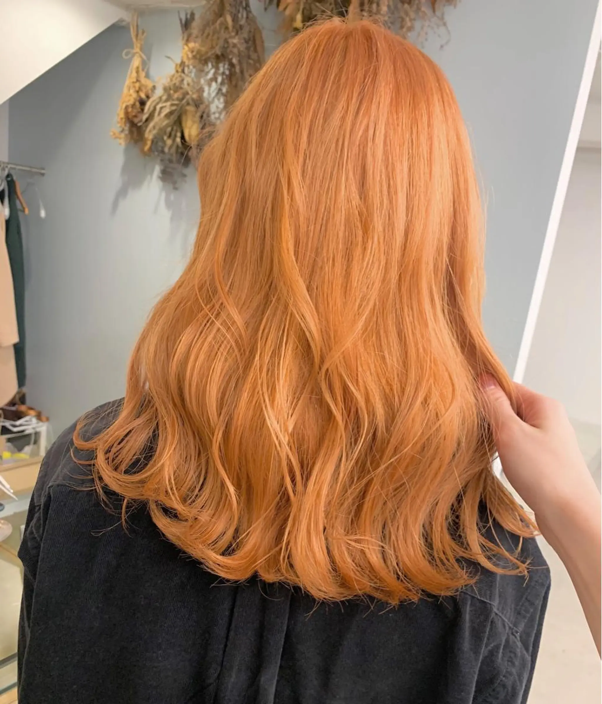 セミロング カラー leben serikaのヘアスタイル