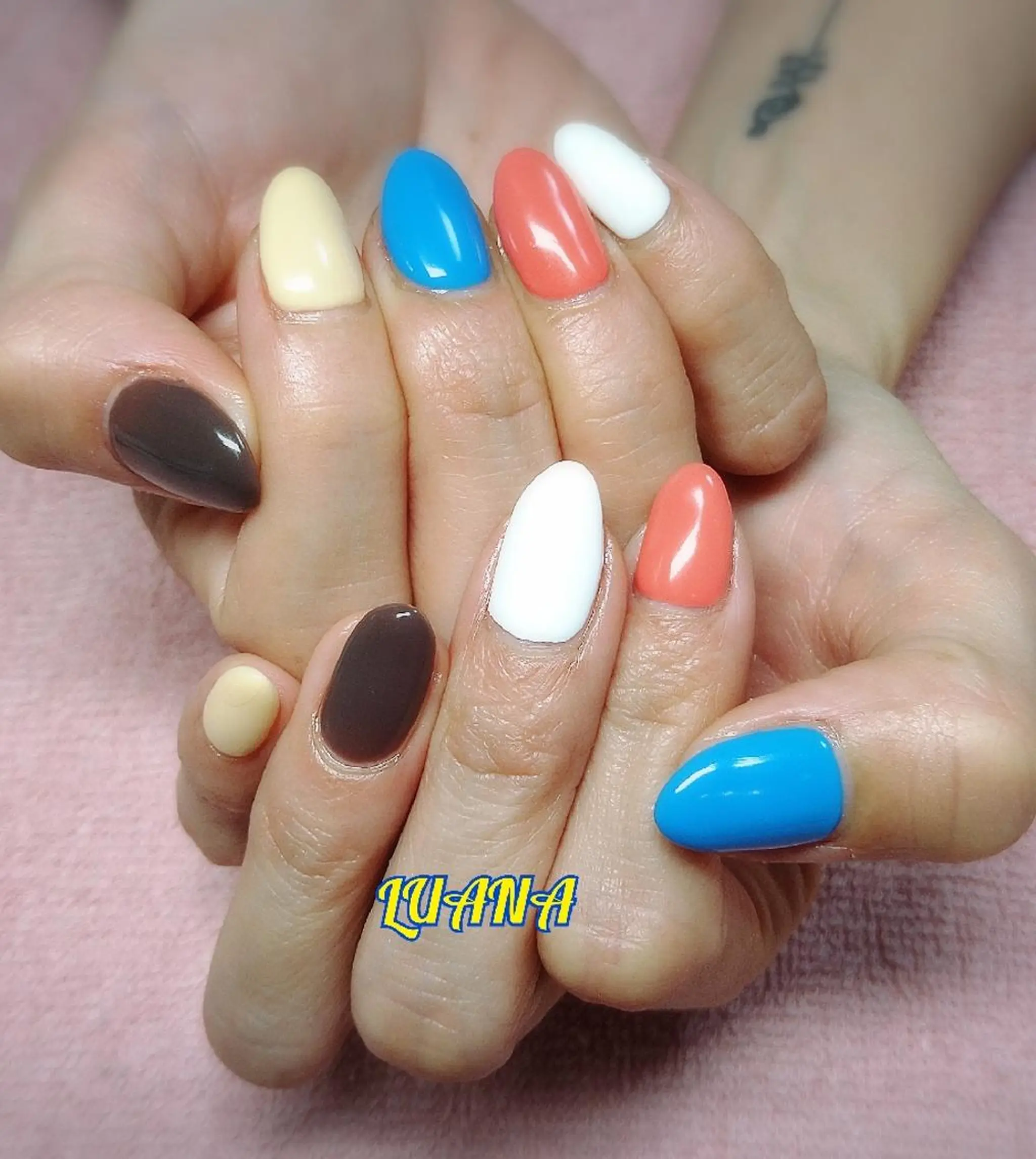 ネイル ハンドネイル LUANA  TAKAHASHIのネイルデザイン