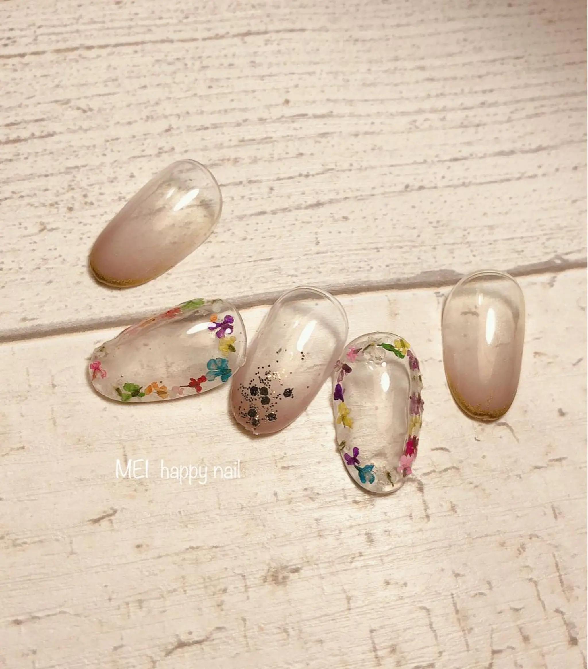 ネイル ハンドネイル 北浦和 自爪育成ケアのネイルデザイン