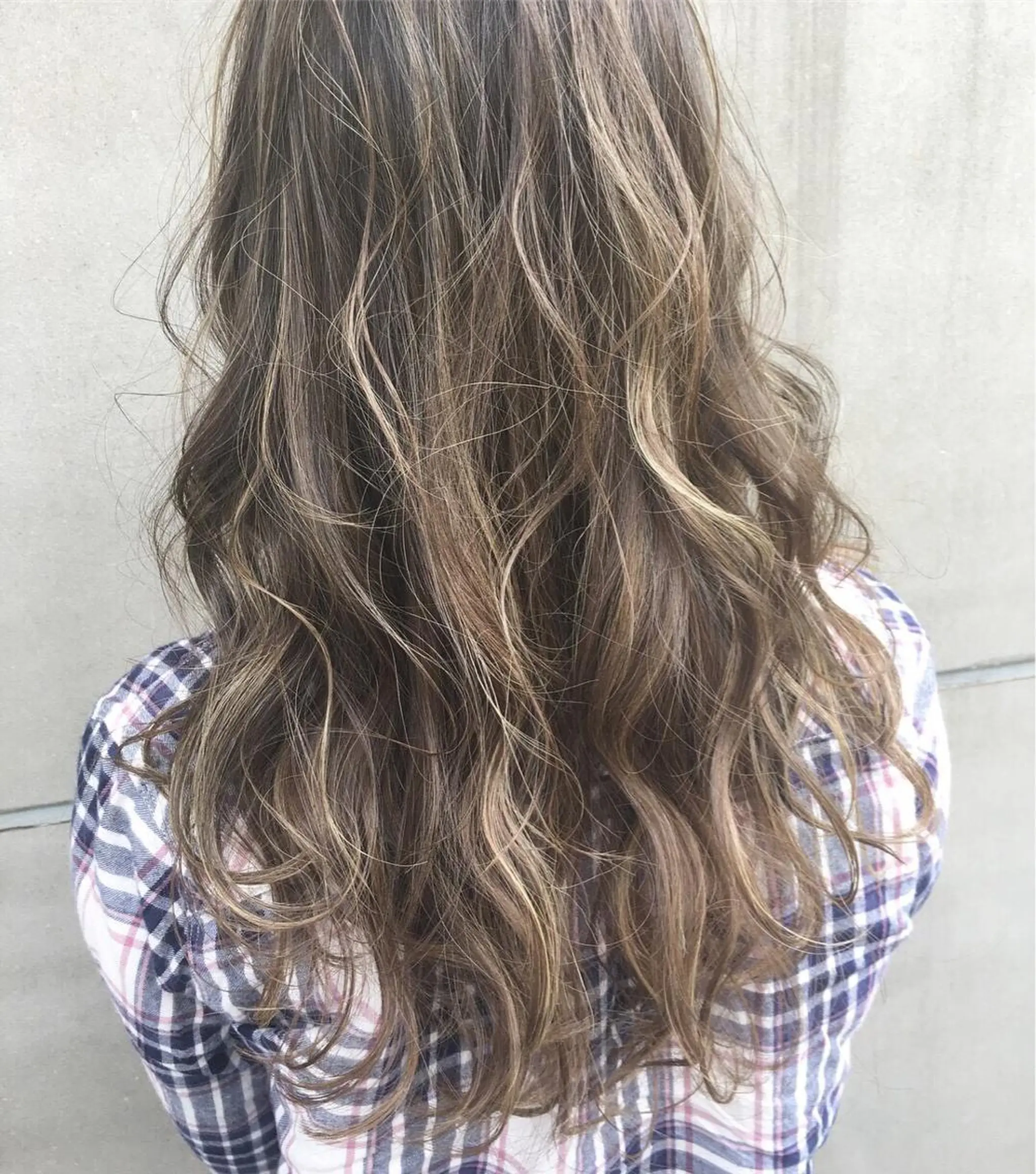 セミロング カラー 北間 寛哉のヘアスタイル