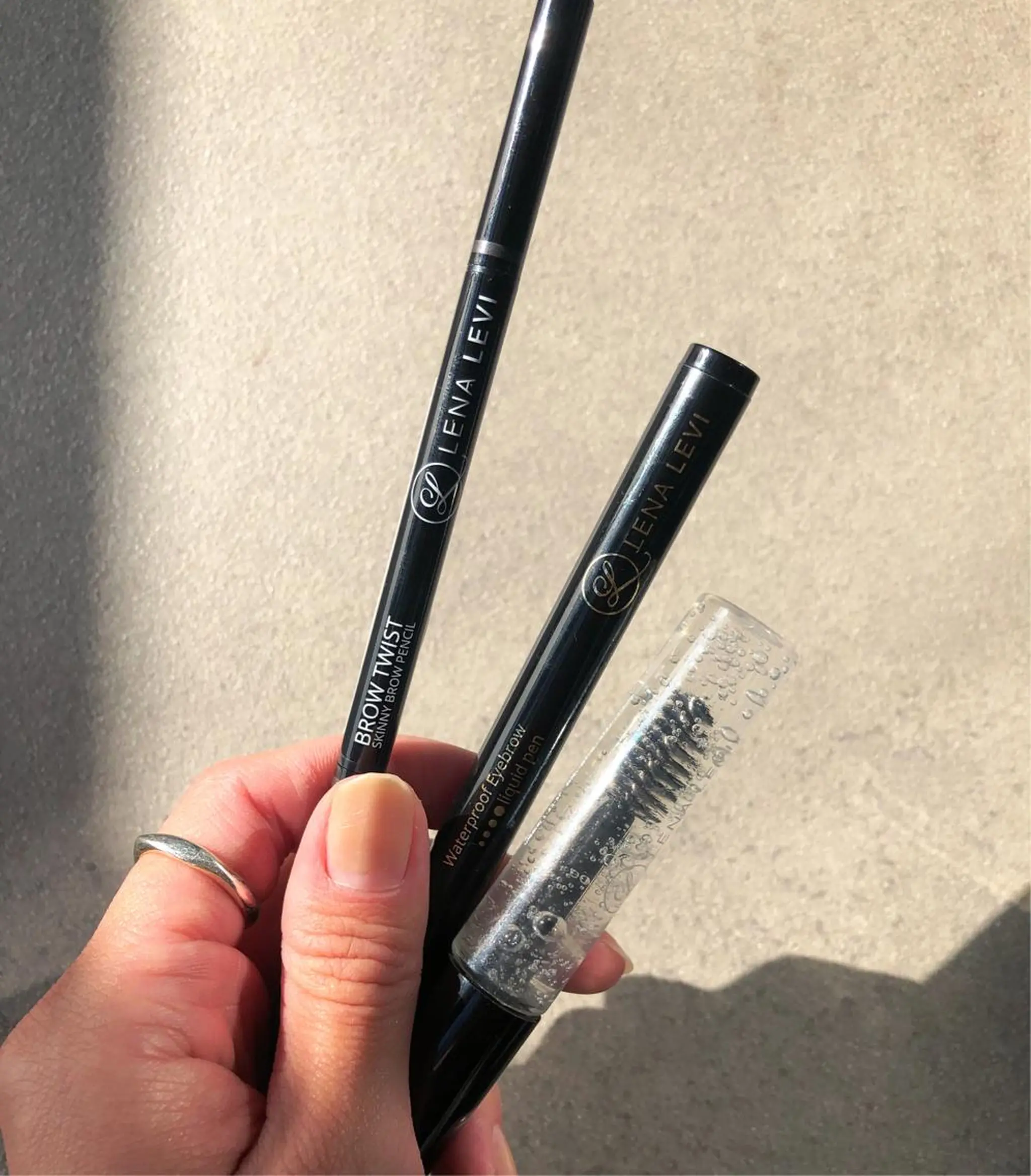 アイブロウ 眉毛　まつ毛パーマ suu梅田のエステ・リラクイメージ