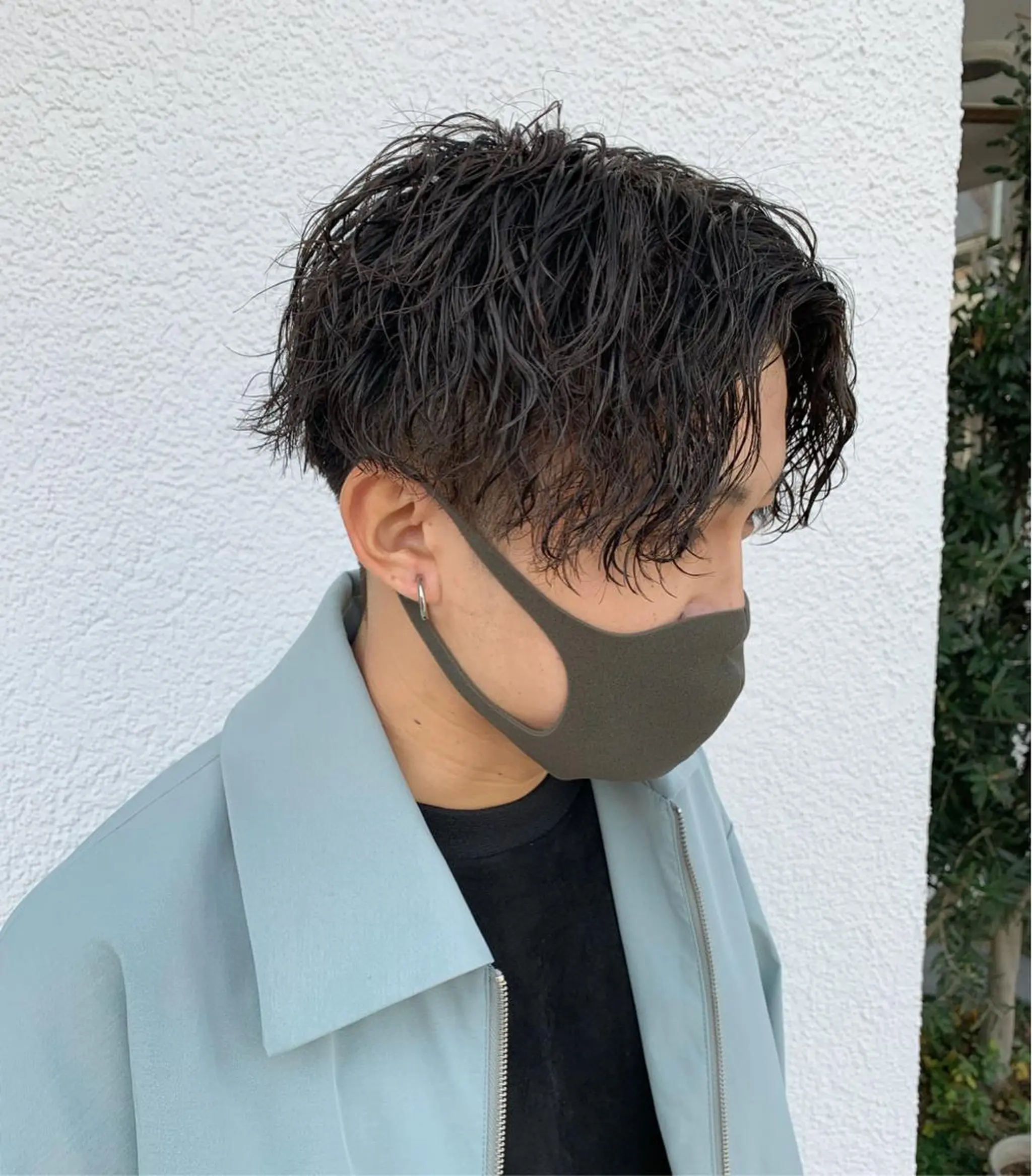 ショート パーマ ヘアアレンジ メンズ センターパート メンズパーマ メンズツイストパーマ ツイストスパイラルパーマ 波巻きパーマ メンズパーマ職人 加藤 弘貴のヘアスタイル