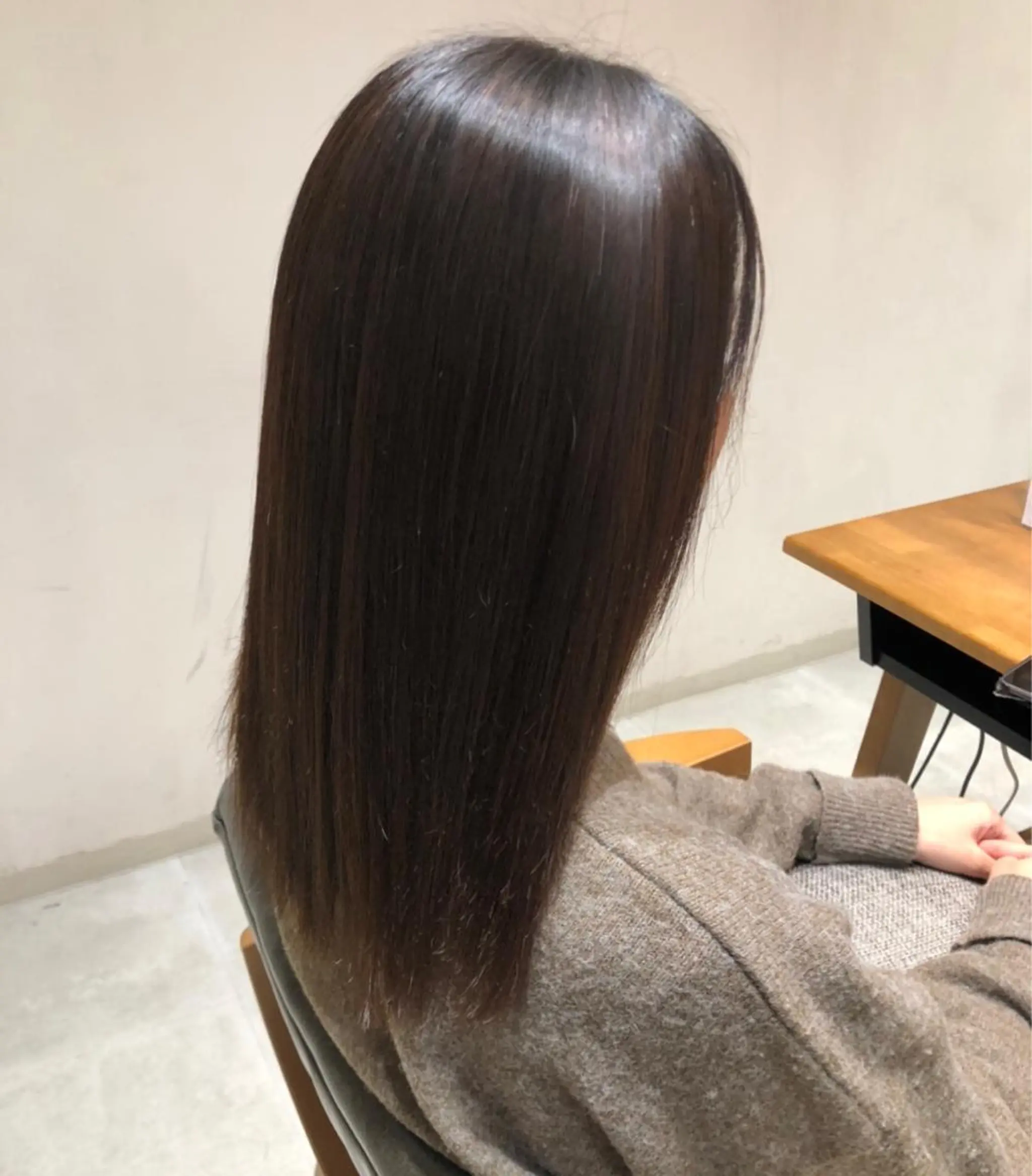 セミロング 縮毛矯正 レイヤー/顔まわり /亀戸錦糸町/なつきのヘアスタイル