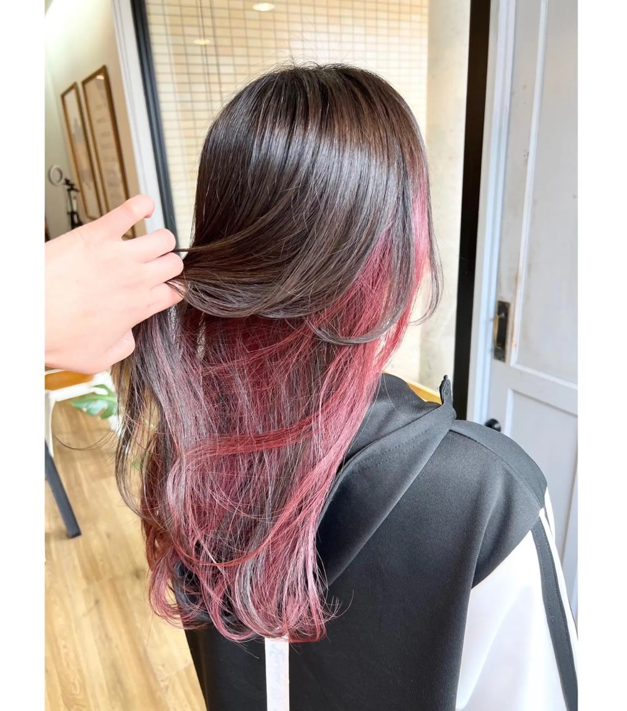 ロング カラー ピンクカラー ヘアカラー トリートメント 堀 望美のヘアスタイル