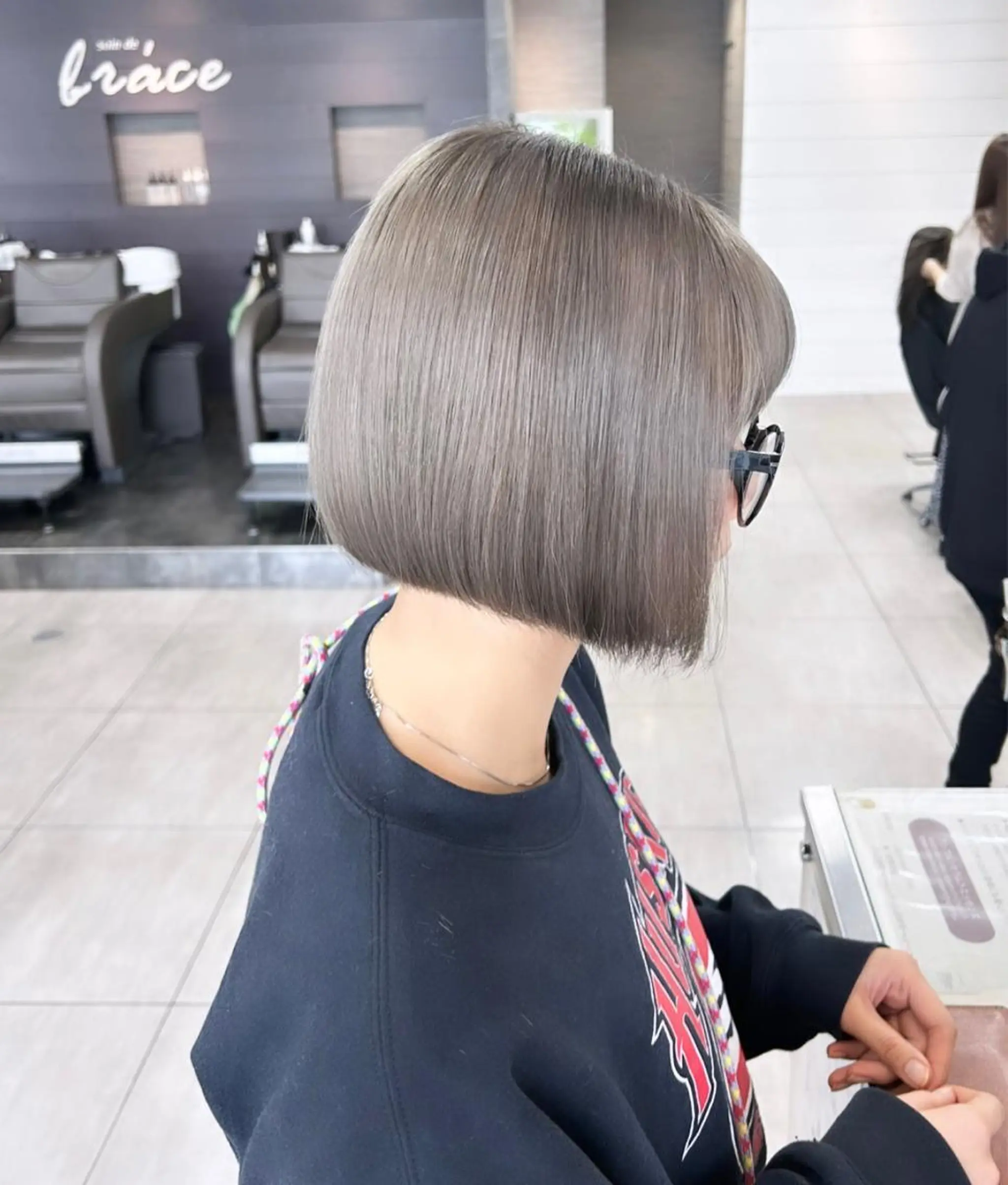 ショート カット ヘアカラー 🫧艶髪カラー🫧 森本くるみのヘアスタイル