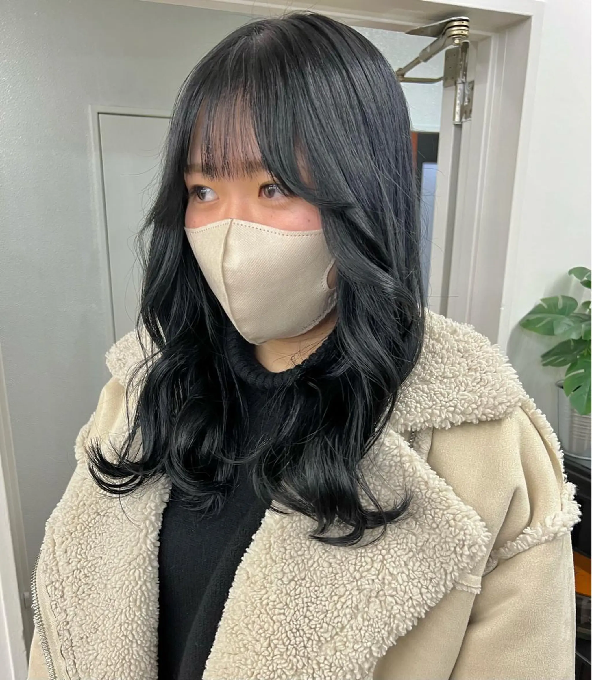 ミディアム カラー パーマ ヘアアレンジ メンズ キッズ ネイル マツエク・マツパ アイブロウ ミディアムレイヤー メンズブリーチ メンズハイライト メンズインナーカラー メンズ韓国風 ブリーチ　ハイトーン 特化🌈フジタハルキのヘアスタイル