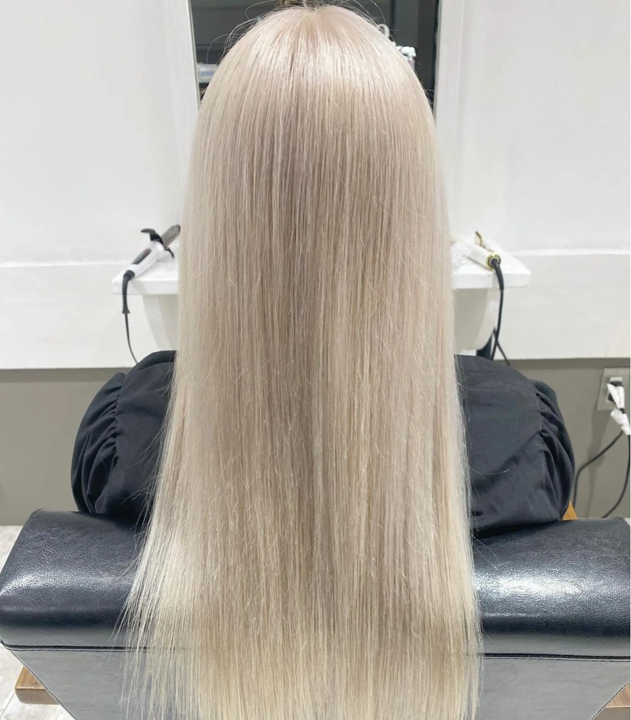 ロング カラー GiseL アンリのヘアスタイル