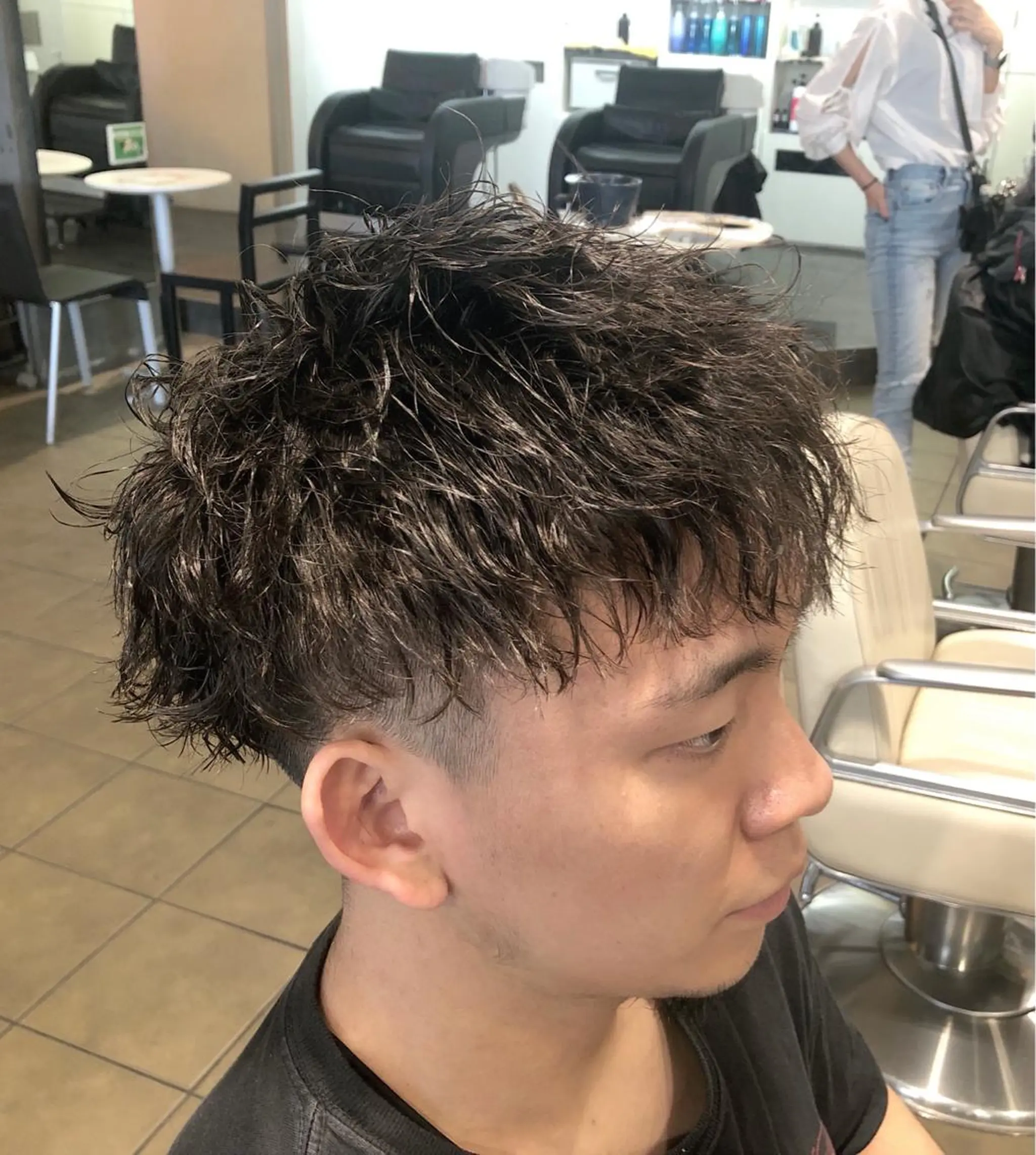 ショート パーマ メンズ ショートヘア メンズ レイヤー ウルフ 弓木啓輔のヘアスタイル