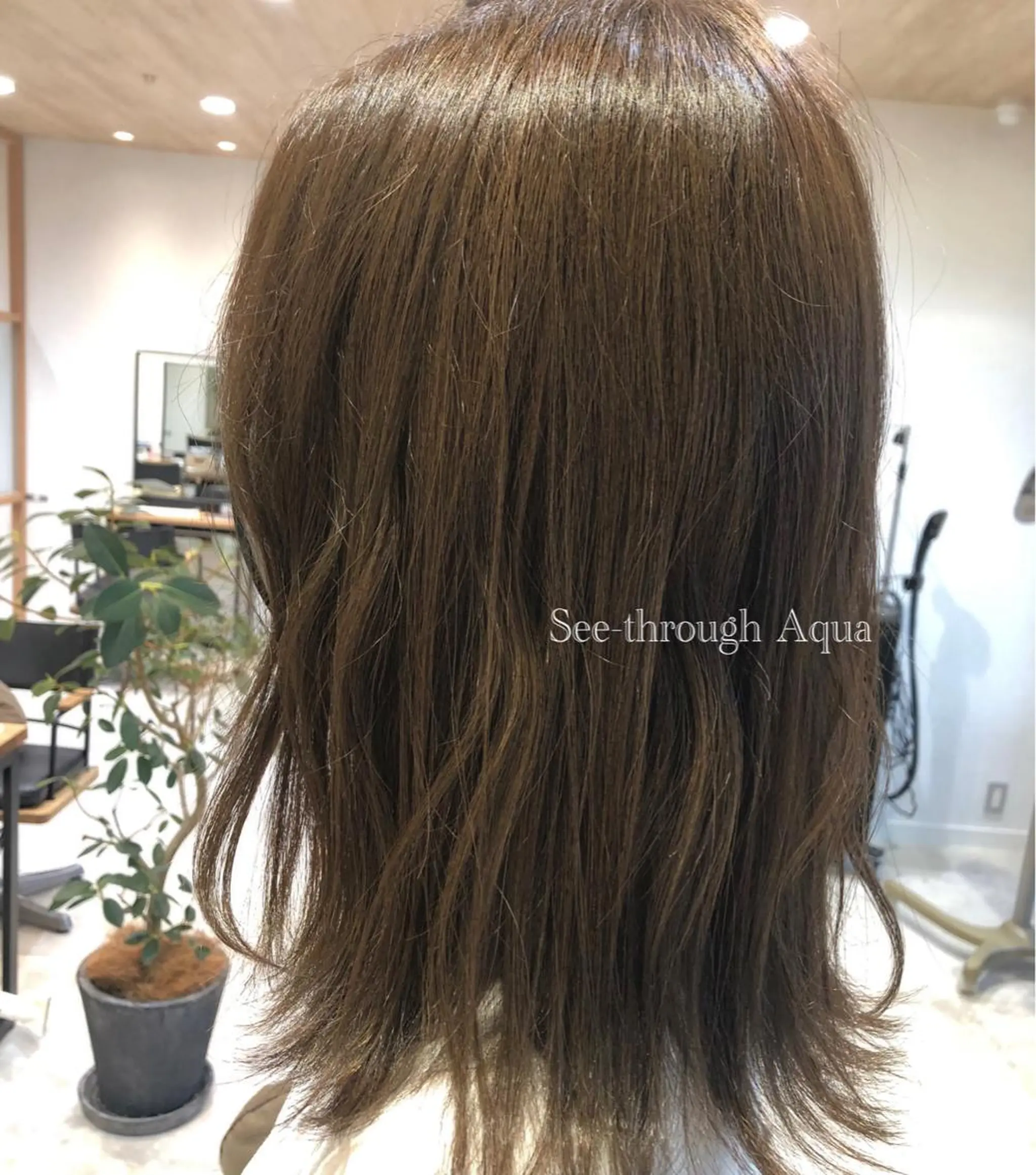 セミロング うる艶レイヤーカット hinakoのヘアスタイル