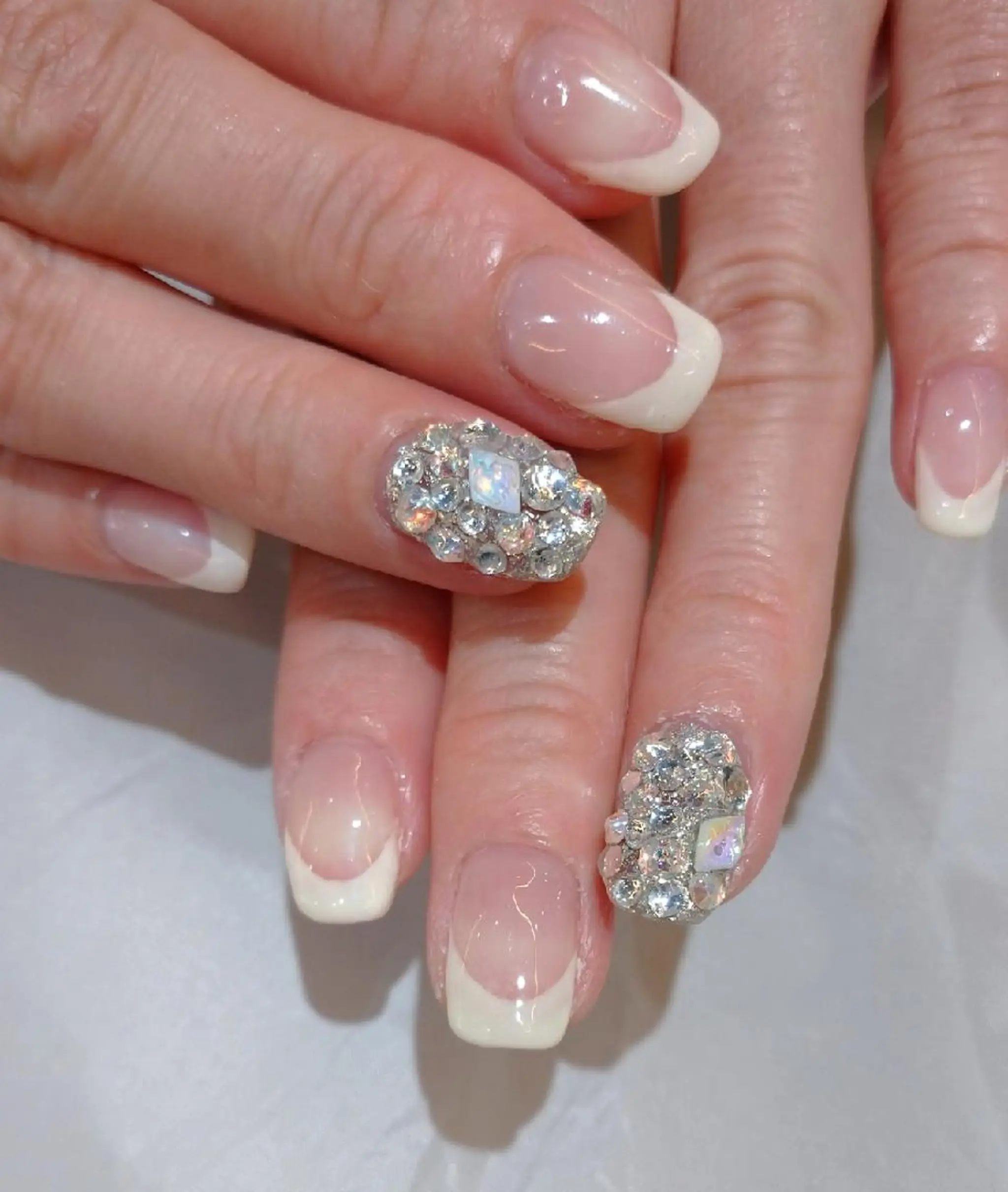 ネイル 會田 瑠衣のネイルデザイン