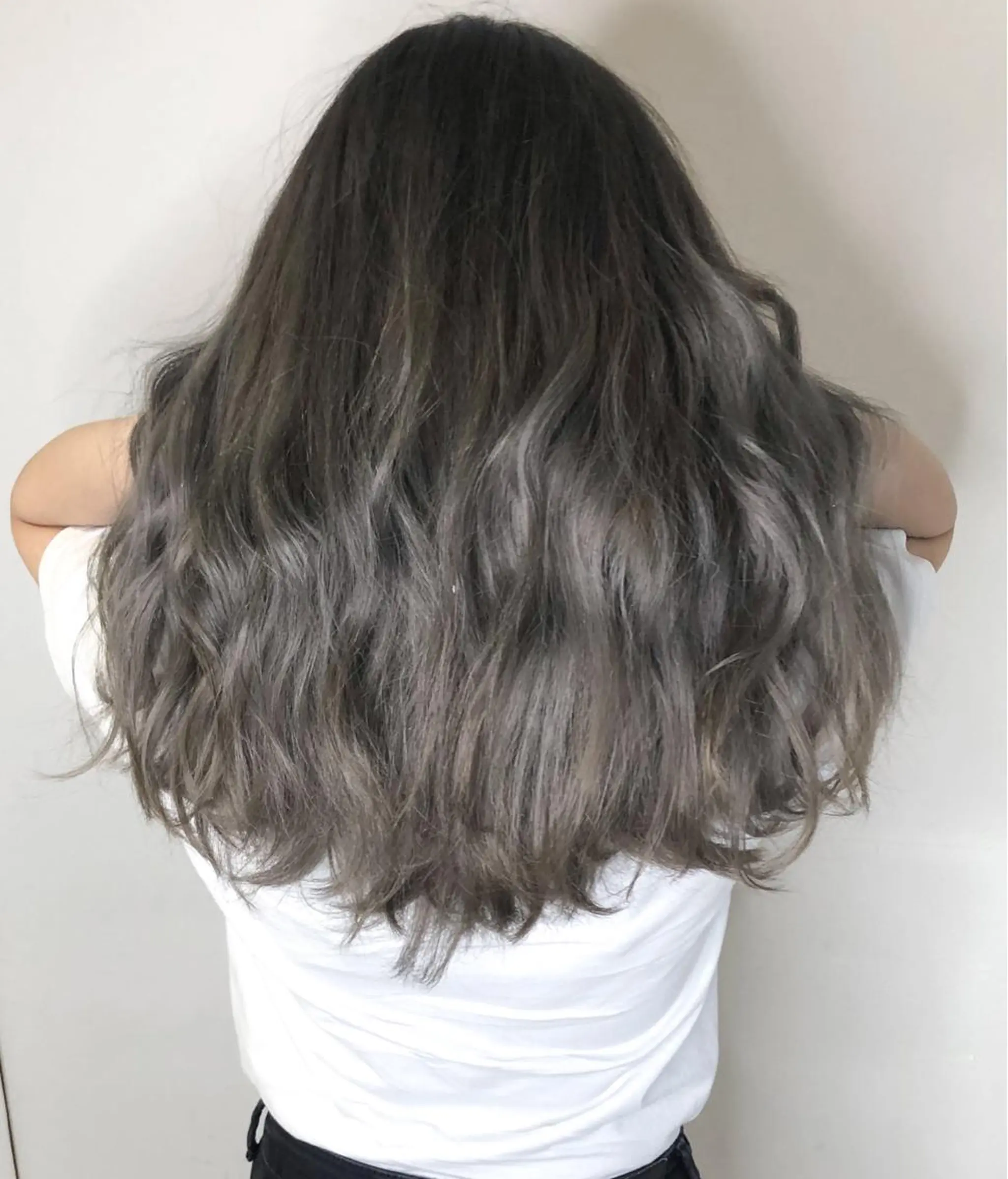 セミロング カラー グレージュ ACRO梅田【アクロ】所属・美髪矯正・レイヤー 倉友哉のヘアスタイル