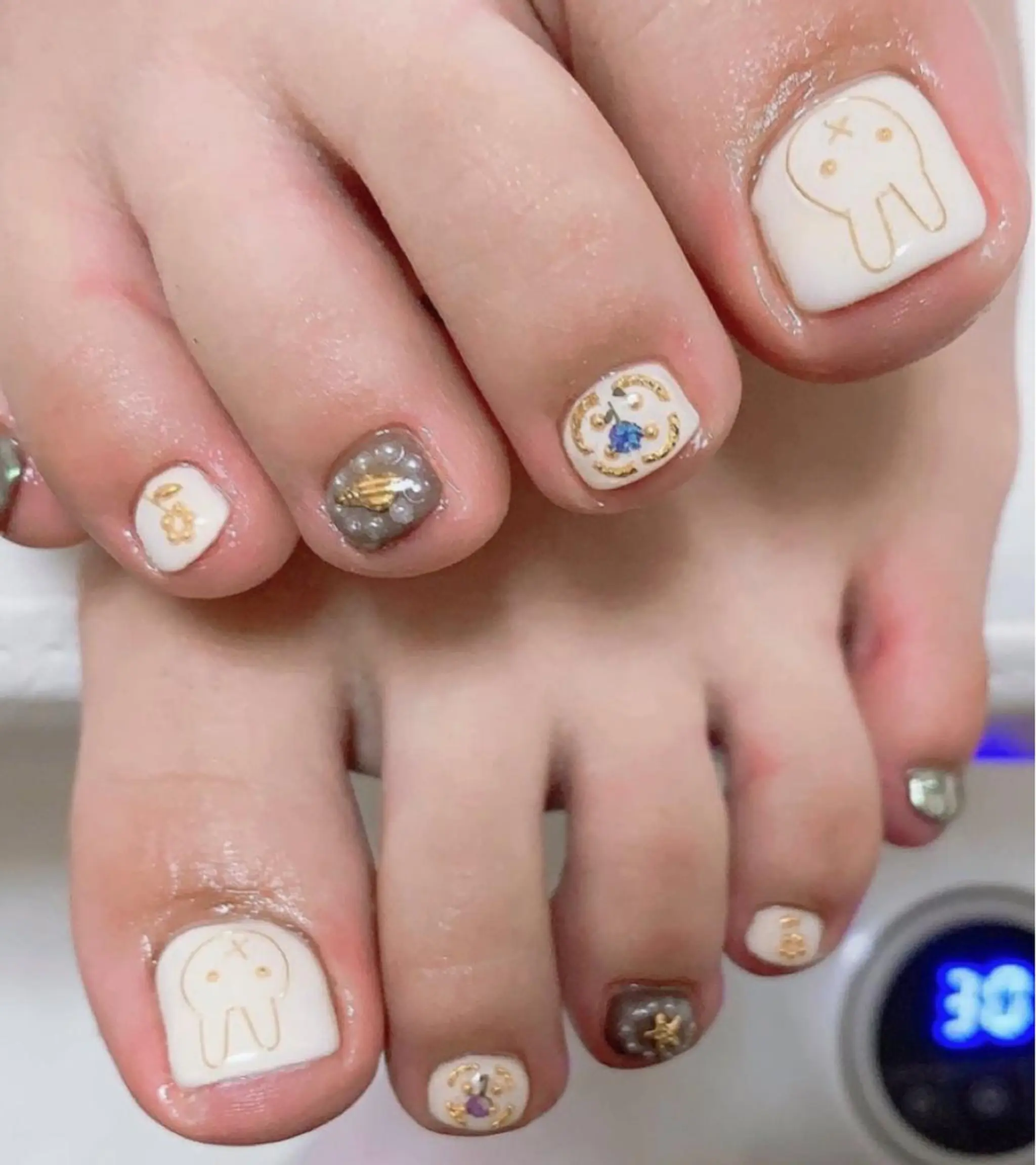 ネイル lucky nail 歌舞伎町のネイルデザイン