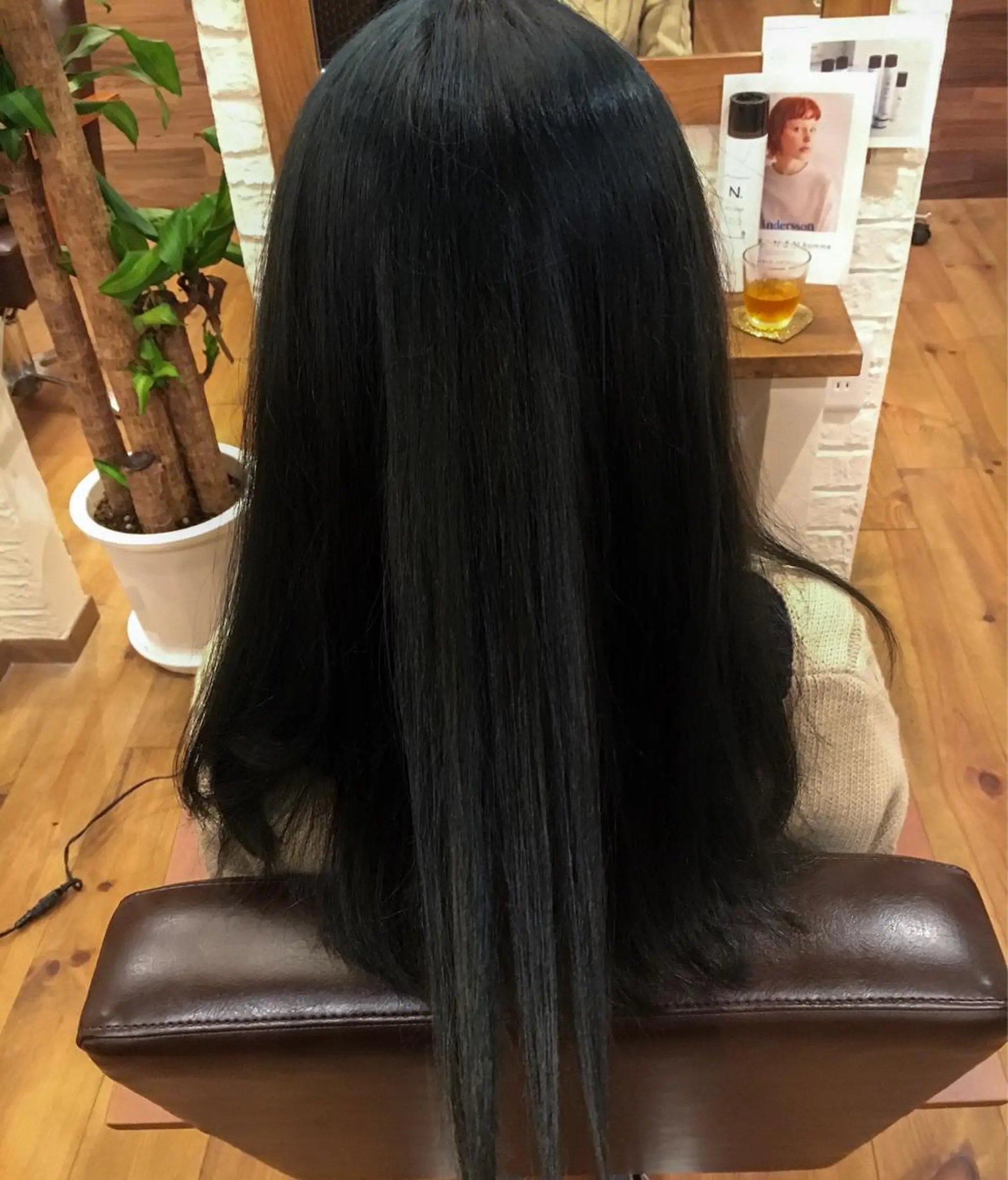 ロング 井上 真利のヘアスタイル