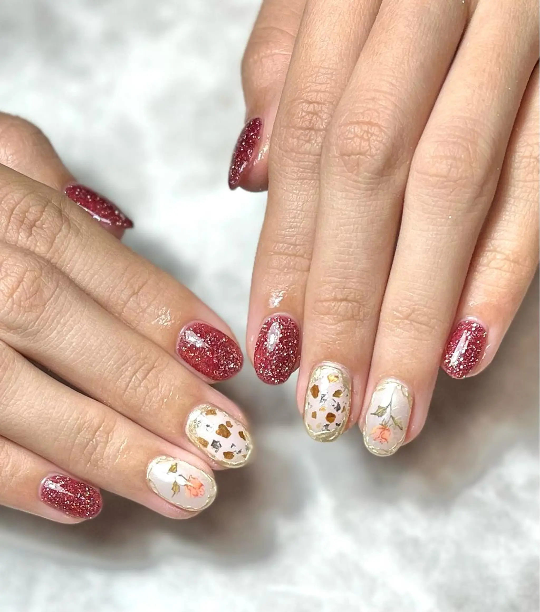 ネイル 赤色 ハンドネイル nails' it...のネイルデザイン