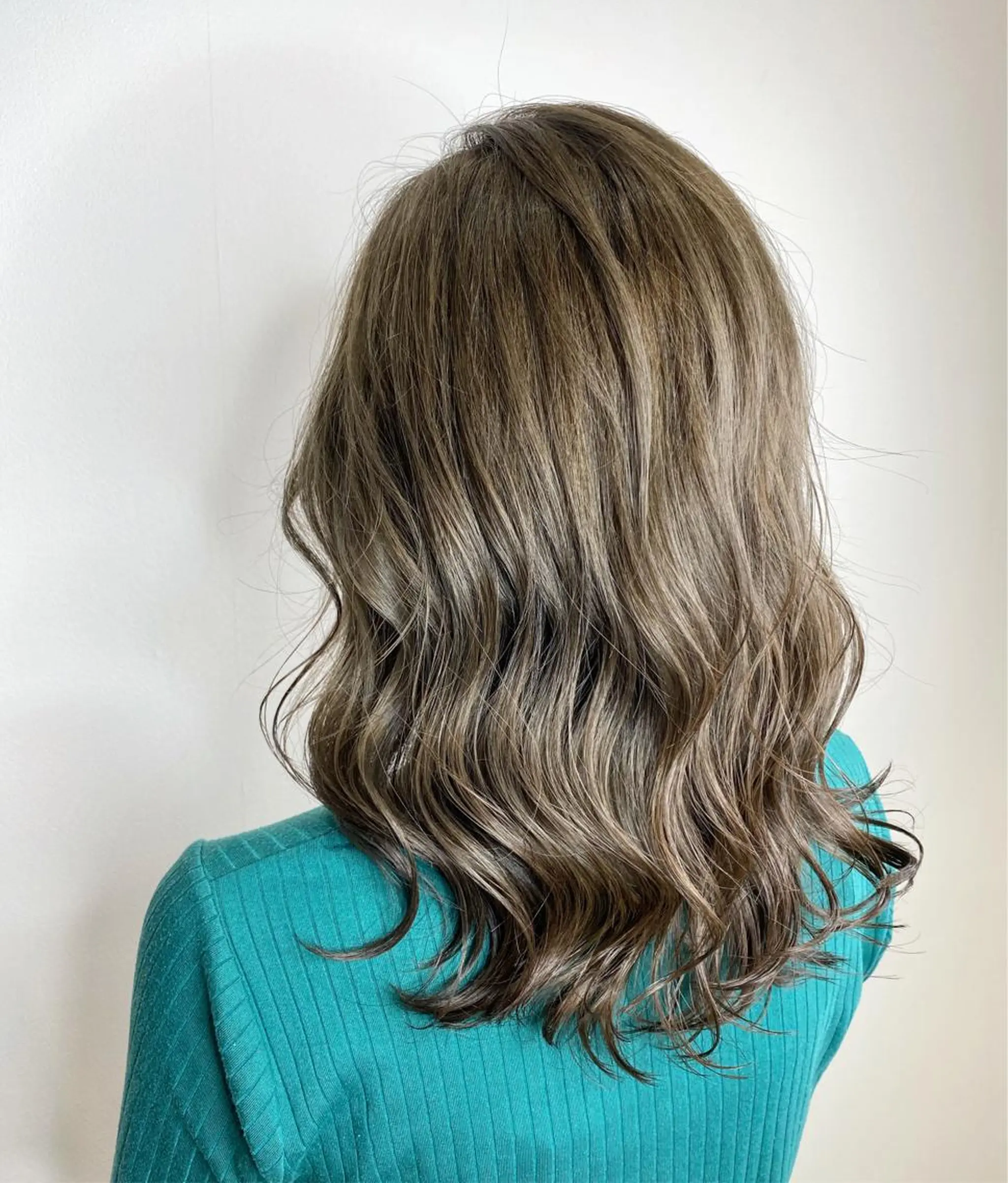 ミディアム カラー 大橋 輝久のヘアスタイル