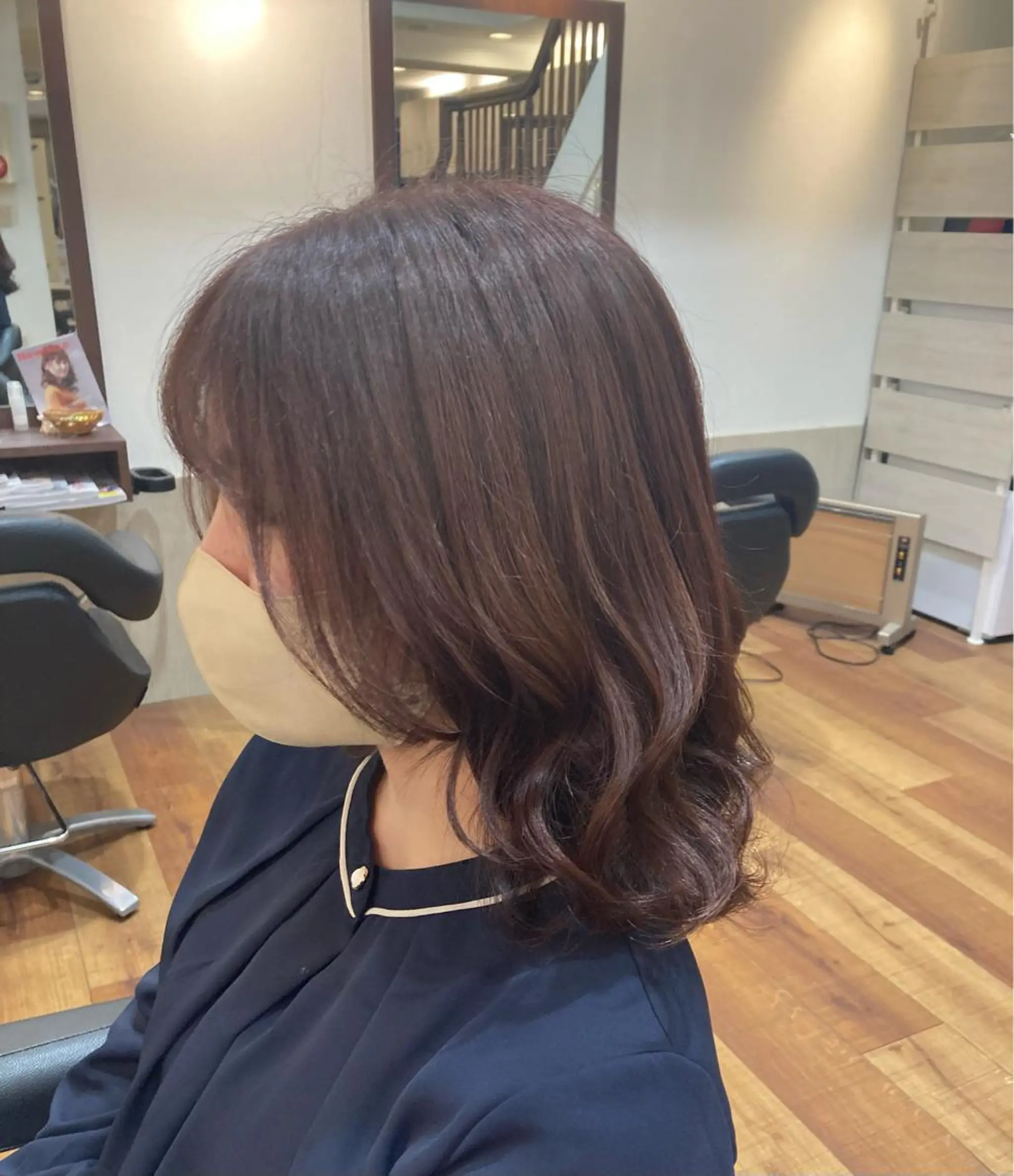 ミディアム ピンクブラウン MOLLASALON 浅香山店所属・髪質改善カラー 縮毛矯正🤍辻桃加のヘアスタイル